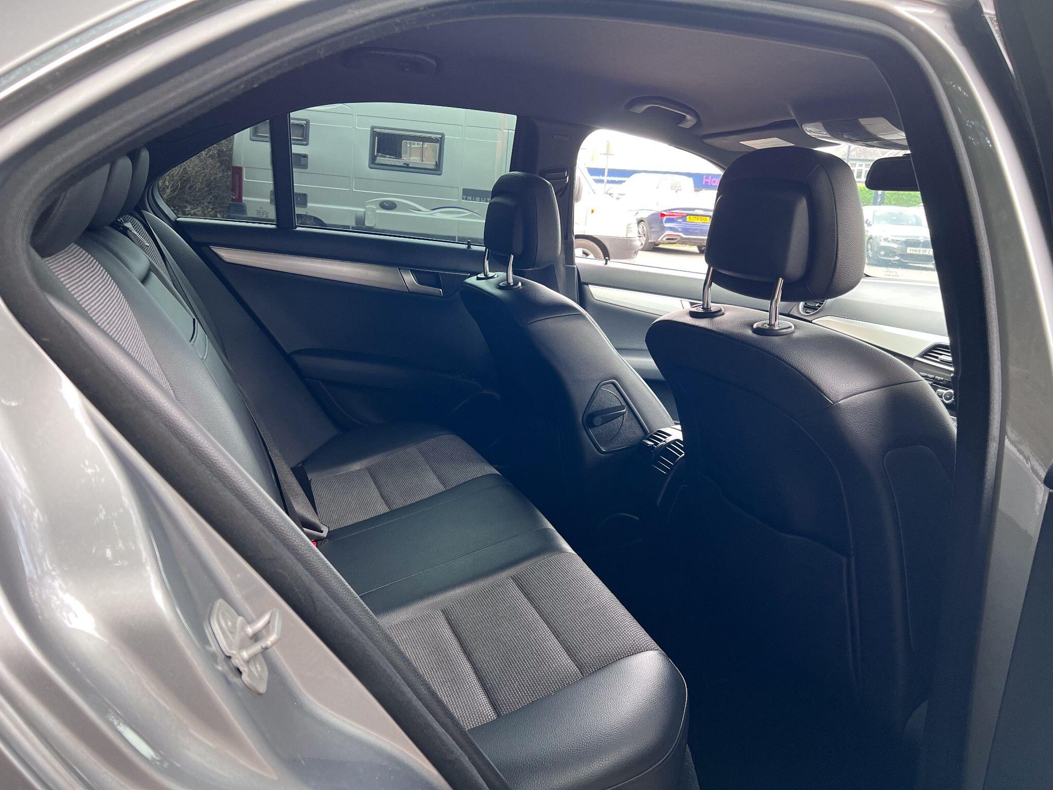 Mercedes-Benz C-Class view 21