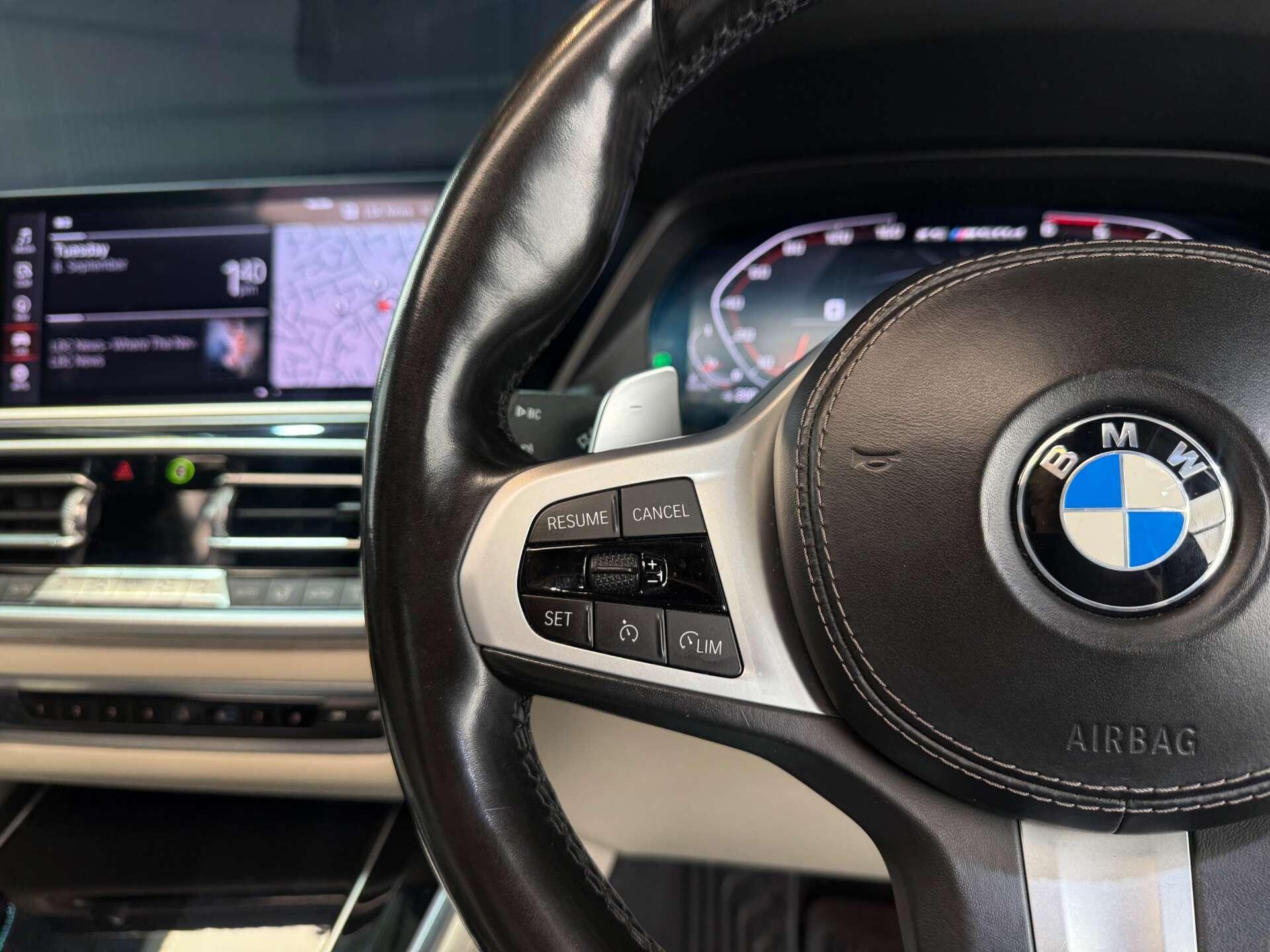 BMW X5 view 43