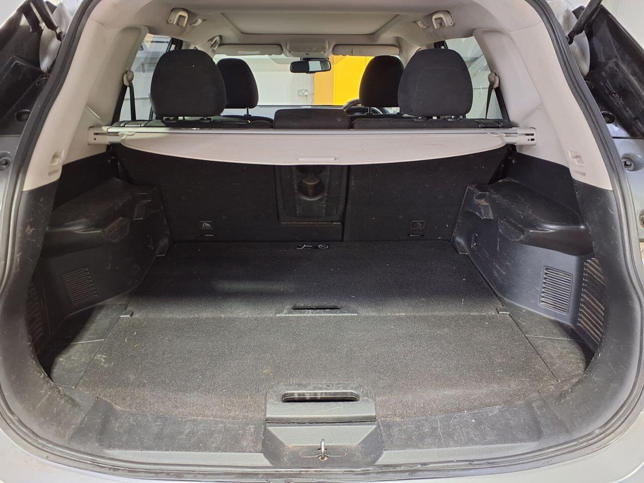 Nissan X-Trail view 12