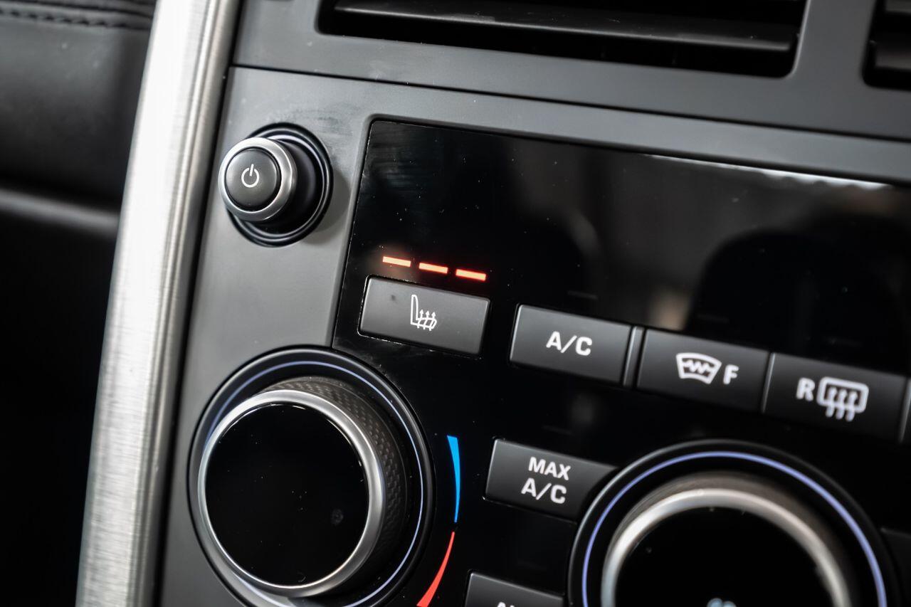 Land Rover Discovery Sport view 38