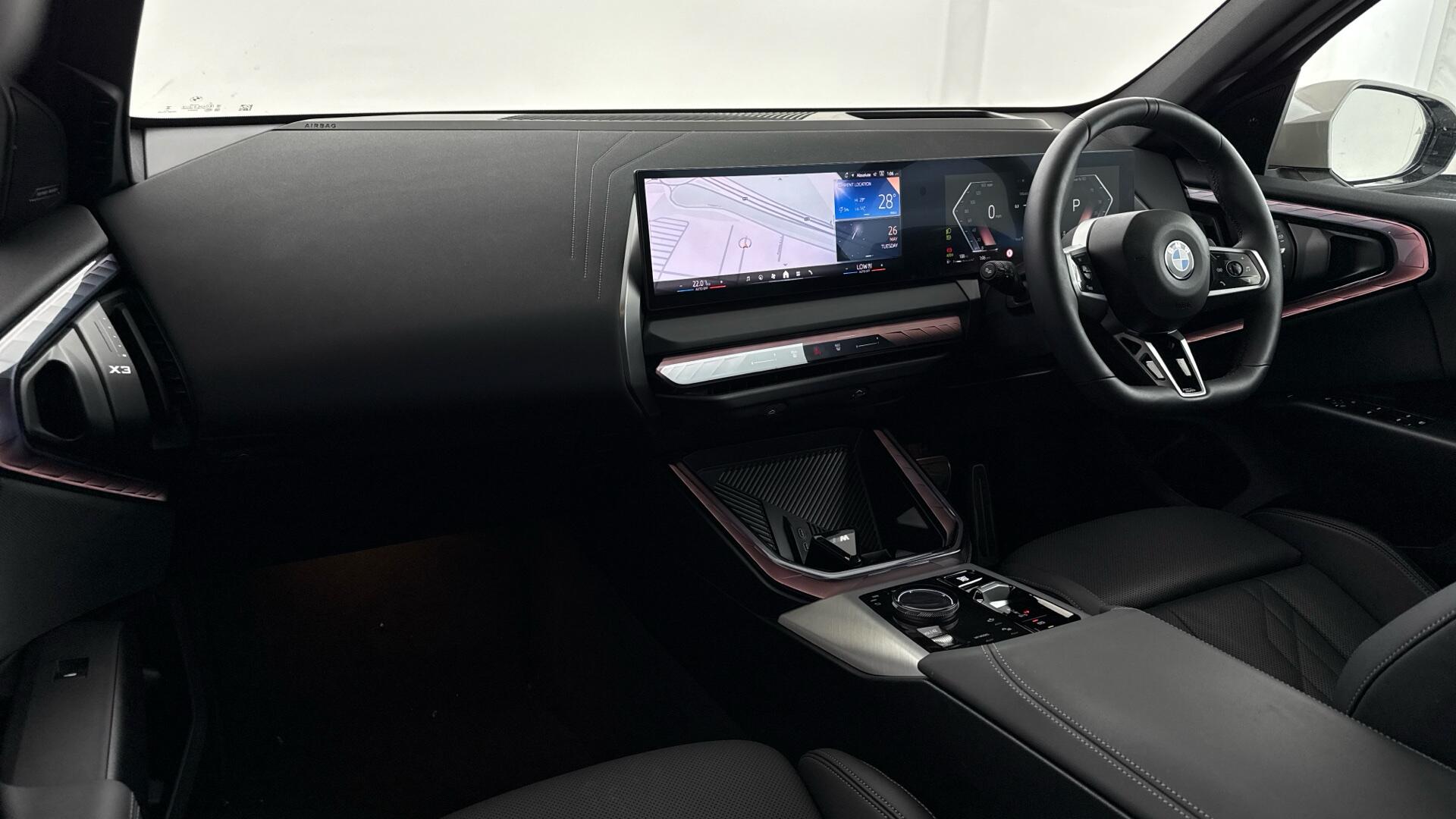 BMW X3 view 7