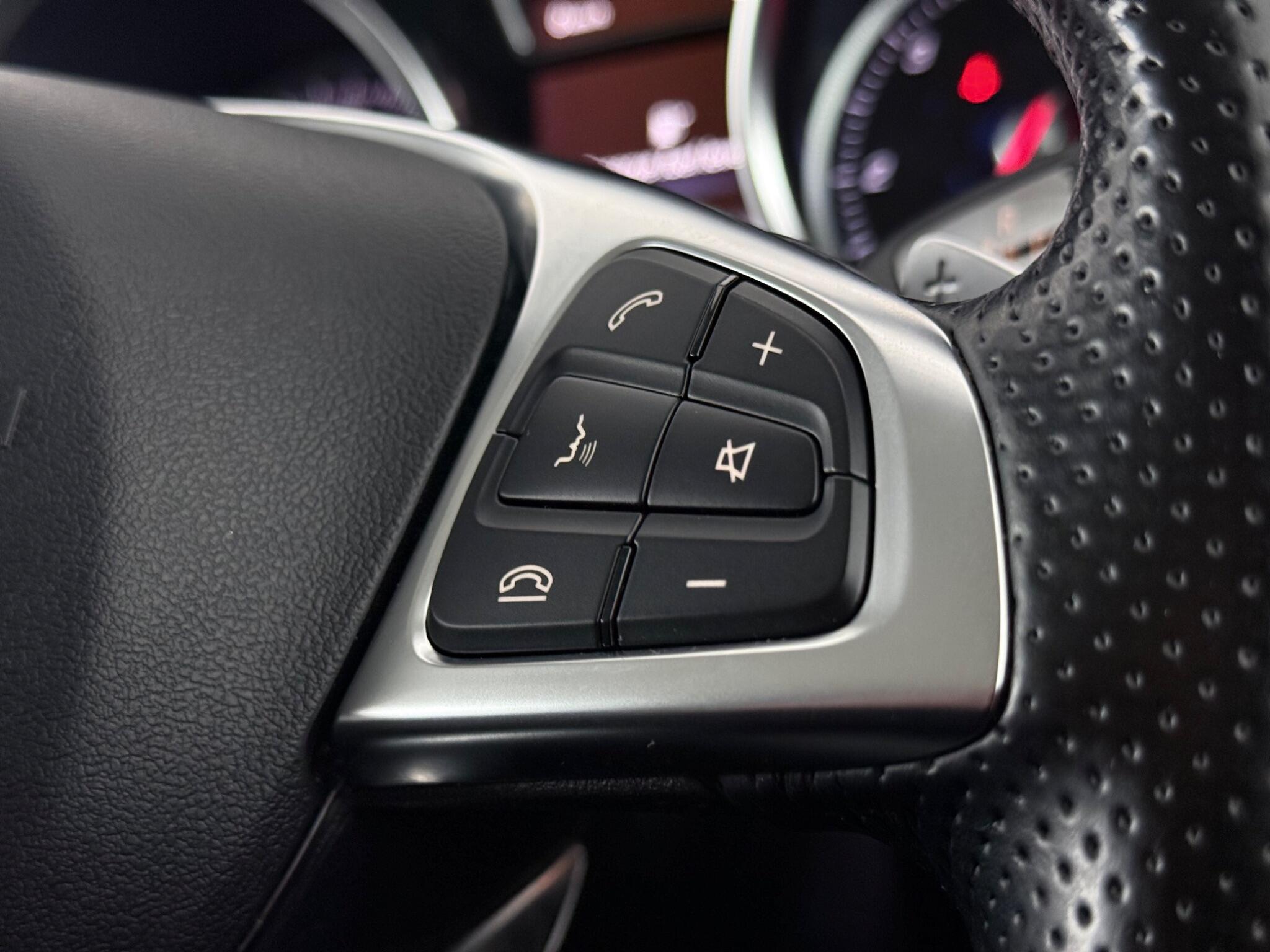 Mercedes-Benz GLE view 15