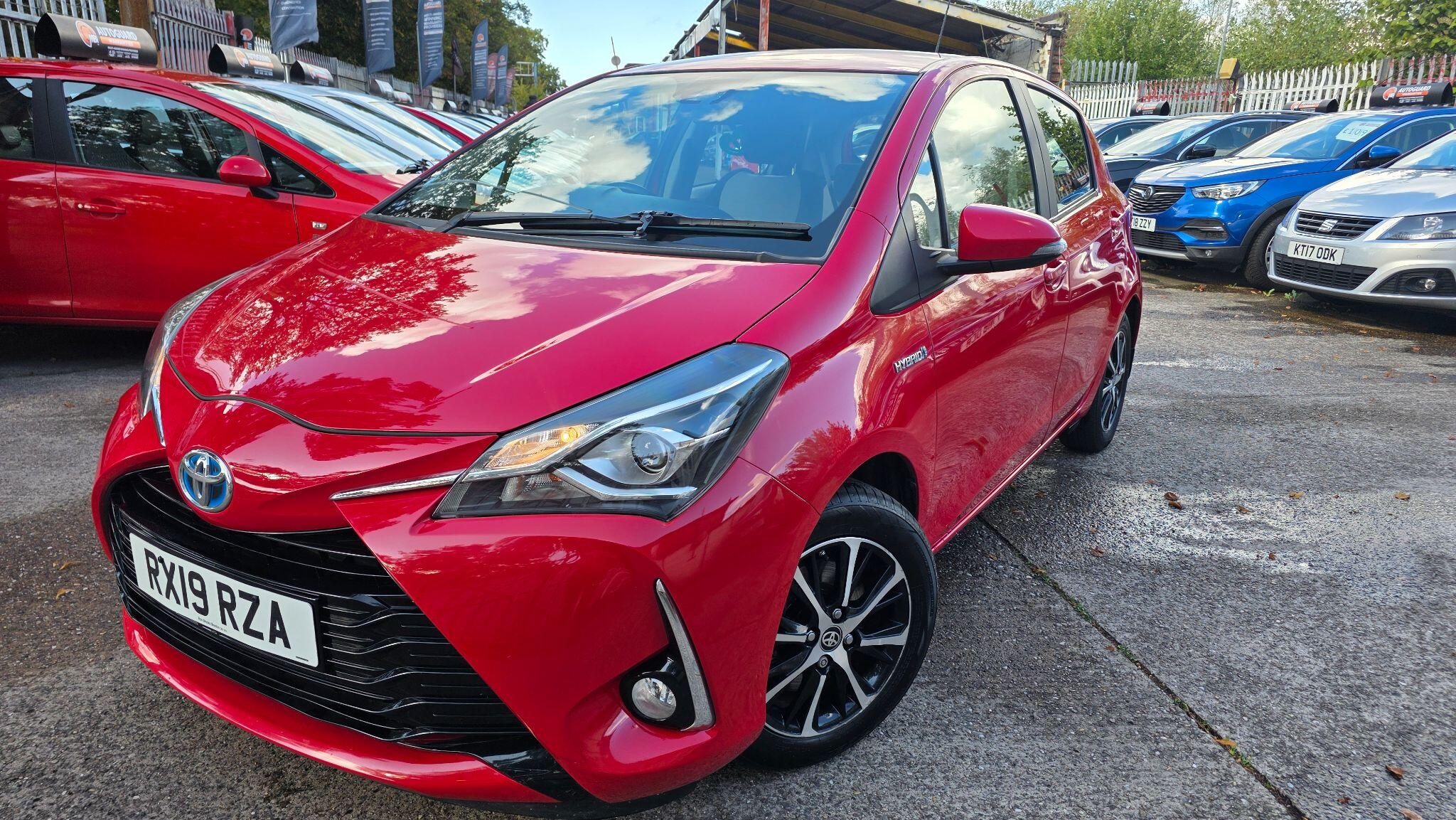 2019 Toyota Yaris in Red for sale