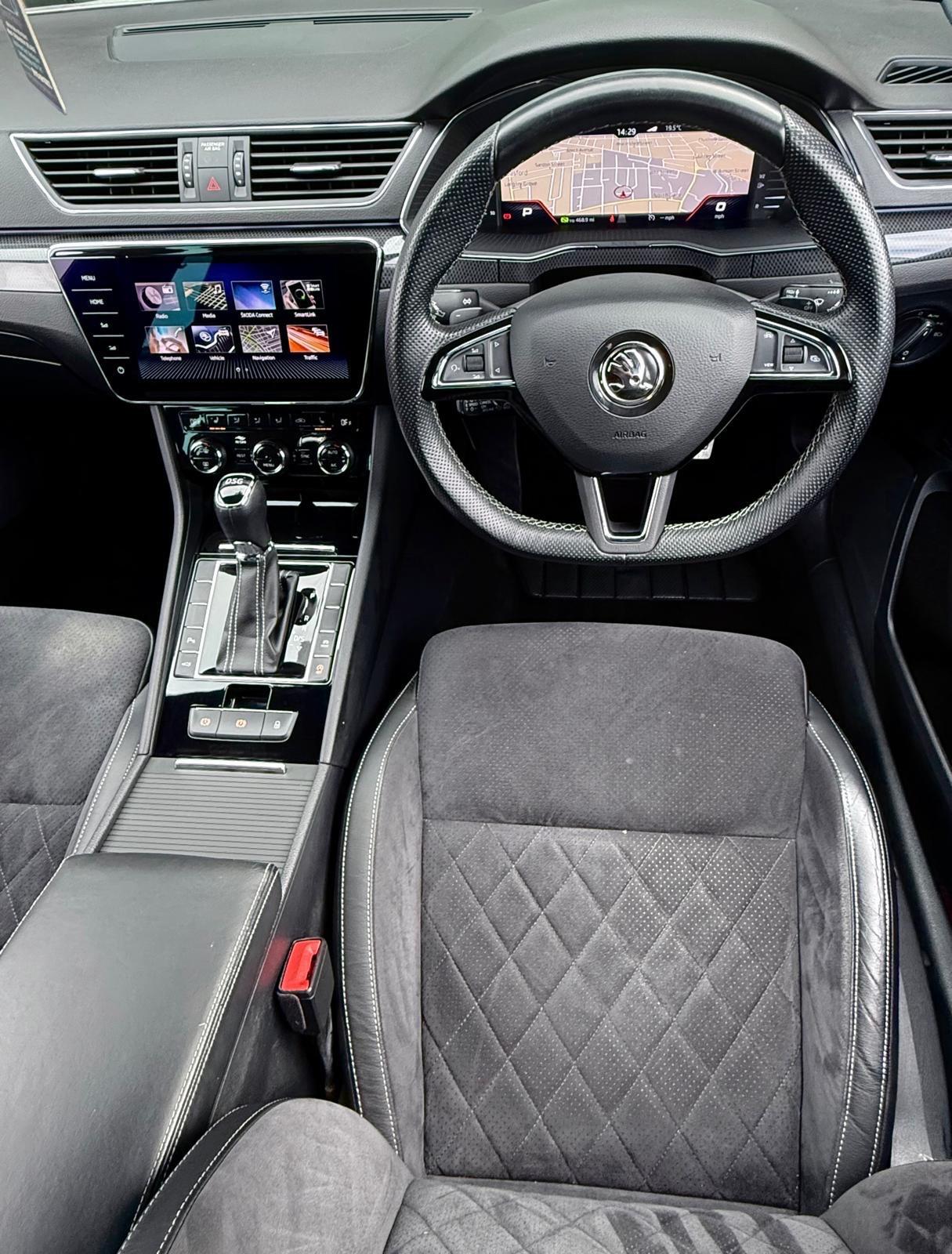 Skoda Superb view 76