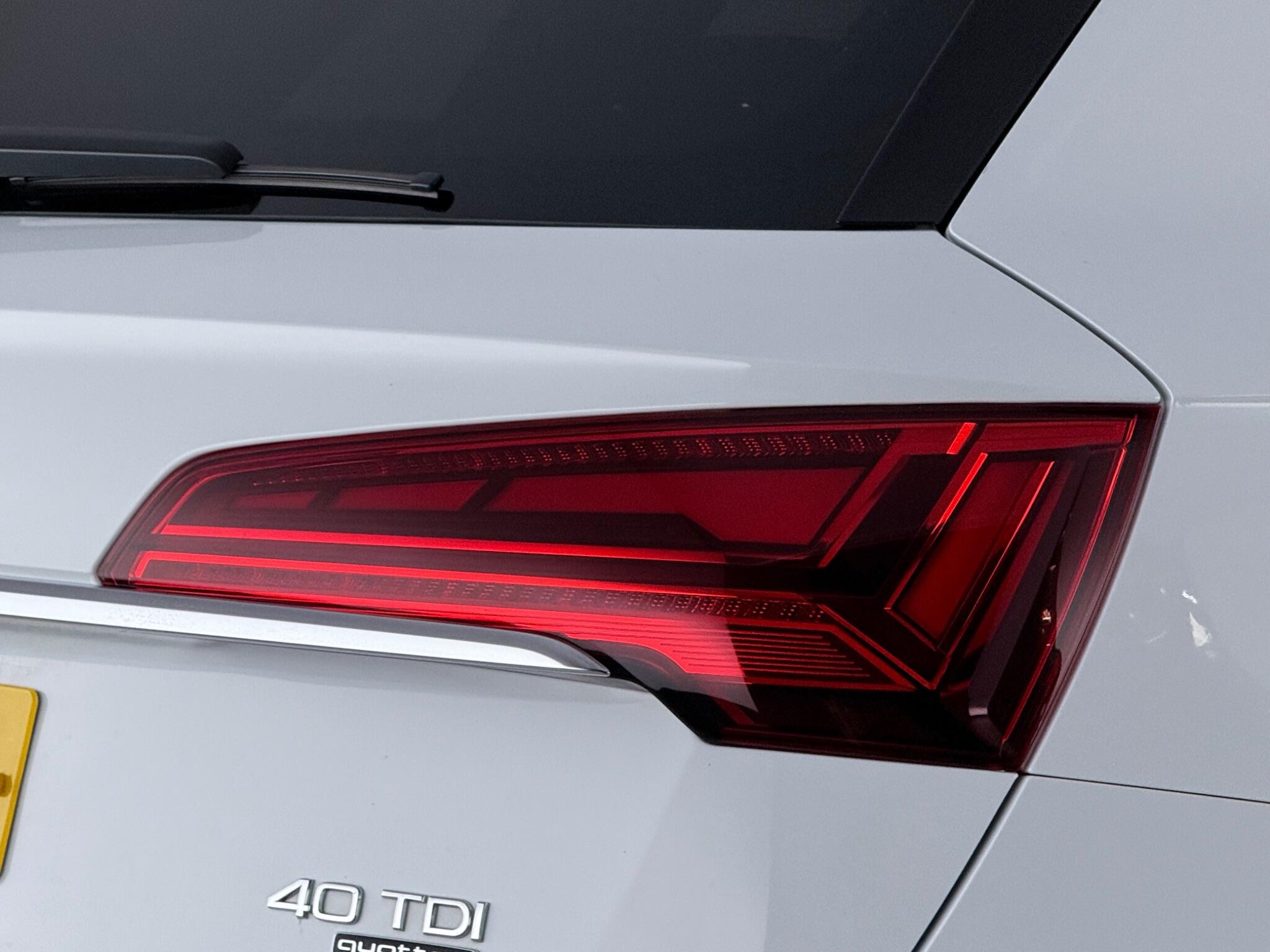 Audi Q5 view 31