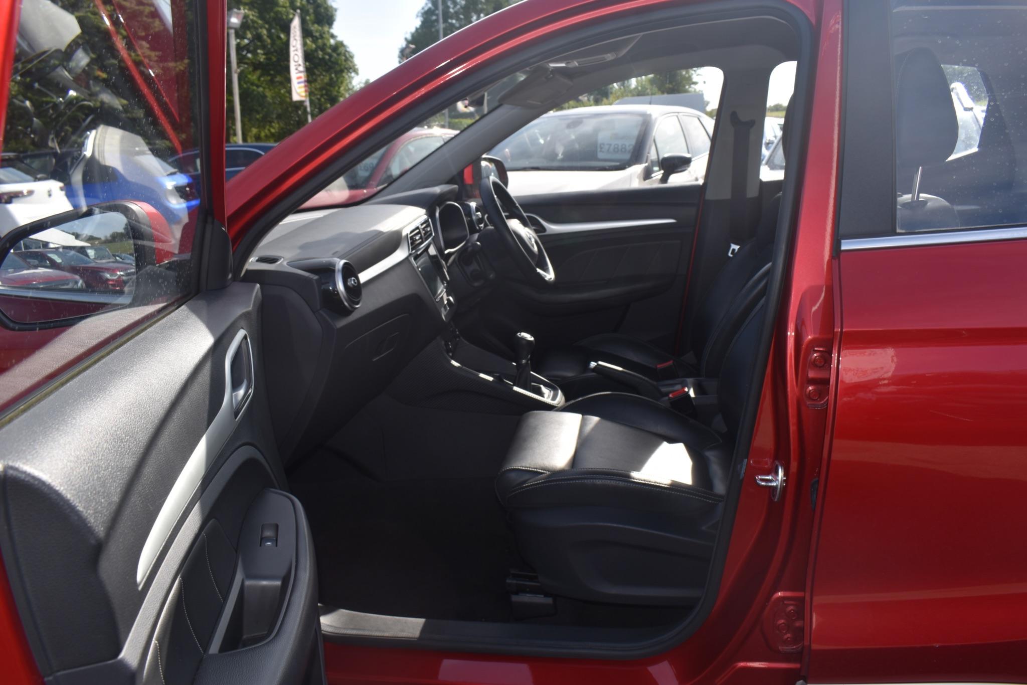 MG ZS - 1.5 VTi-TECH Exclusive Euro 6 (s/s) 5dr - Image 6