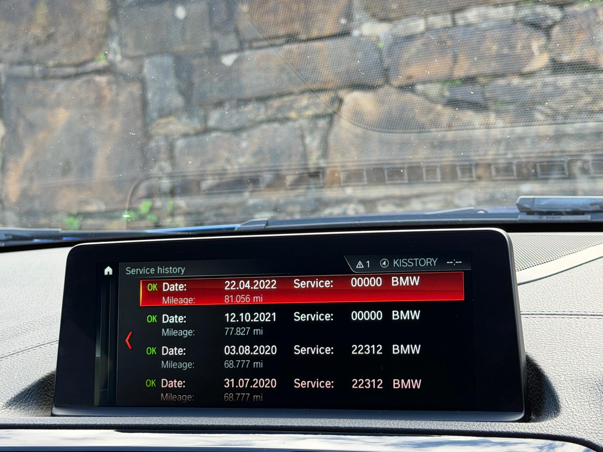 BMW 1 Series view 34