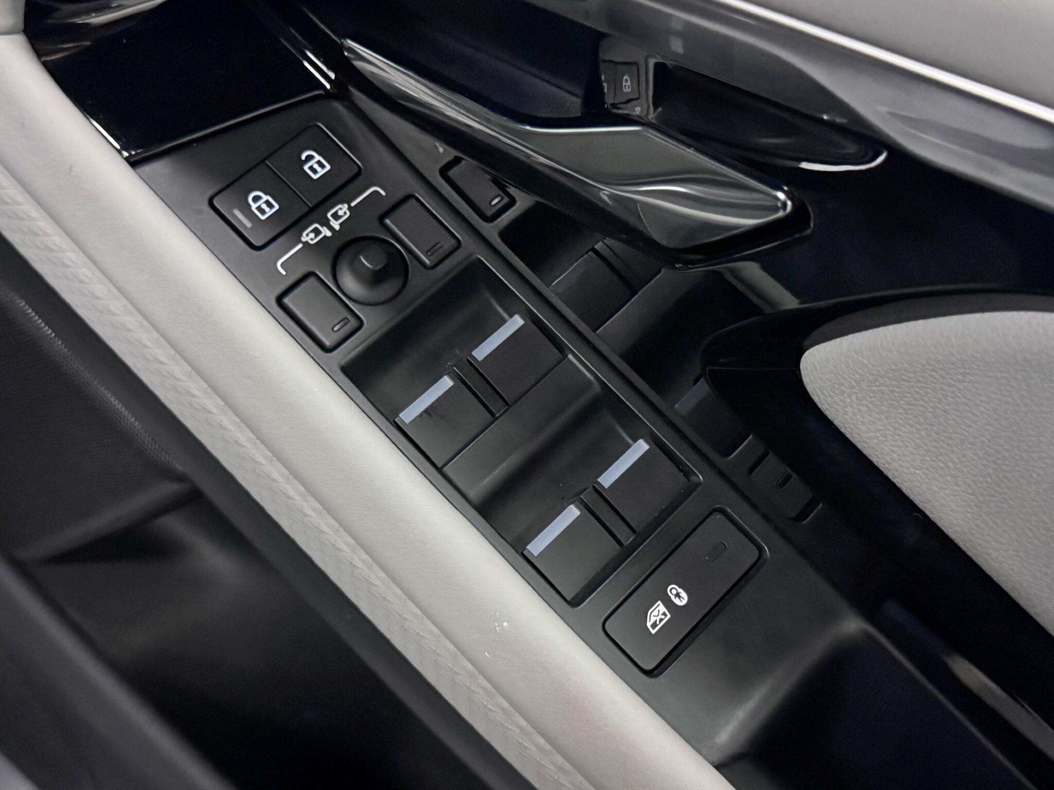 Land Rover Range Rover Evoque view 19