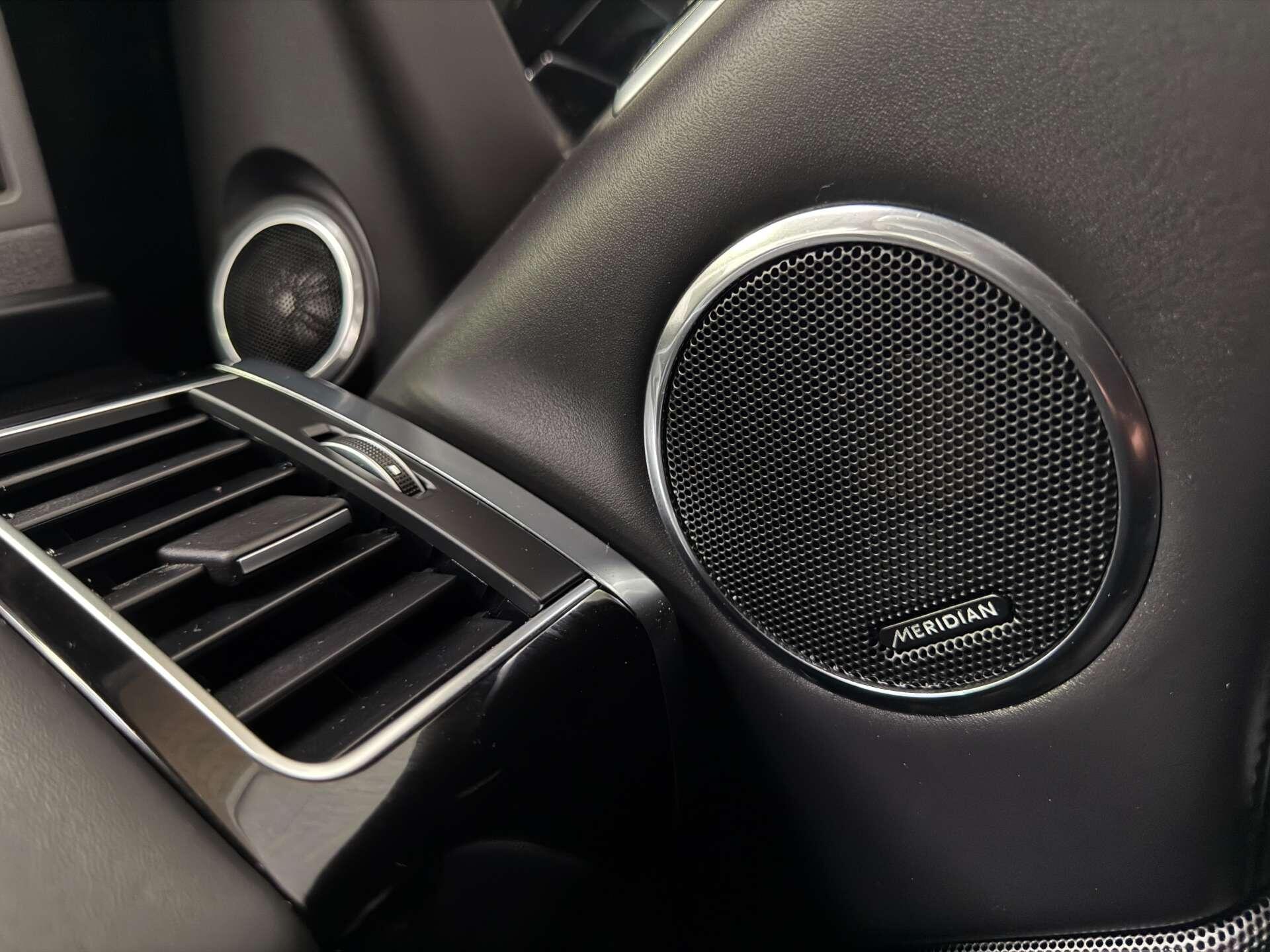 Land Rover Range Rover Sport view 22