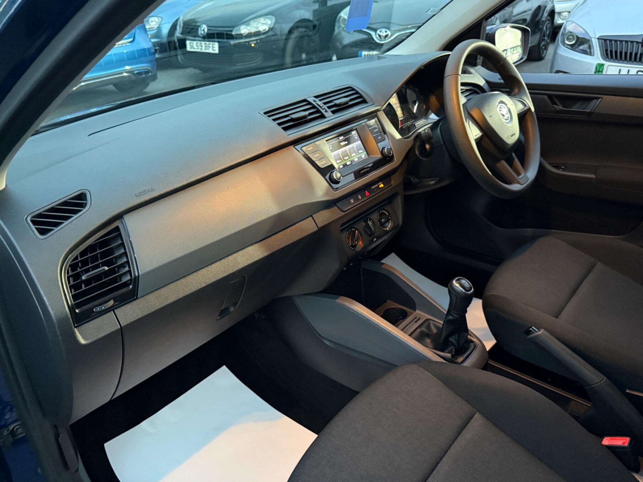Skoda Fabia - Image 38