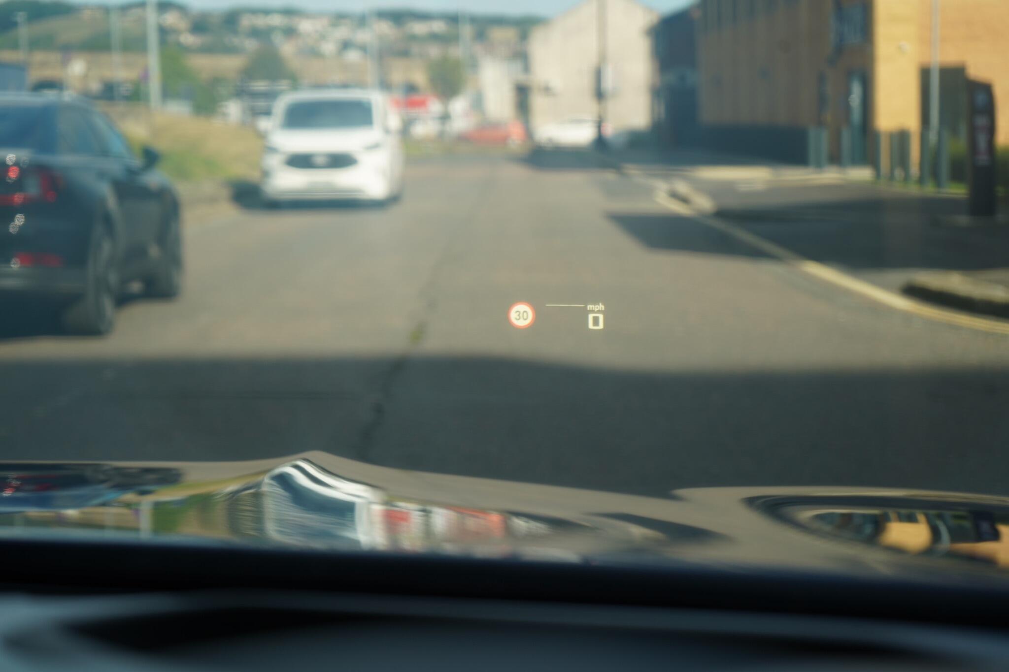 BMW M5 view 32