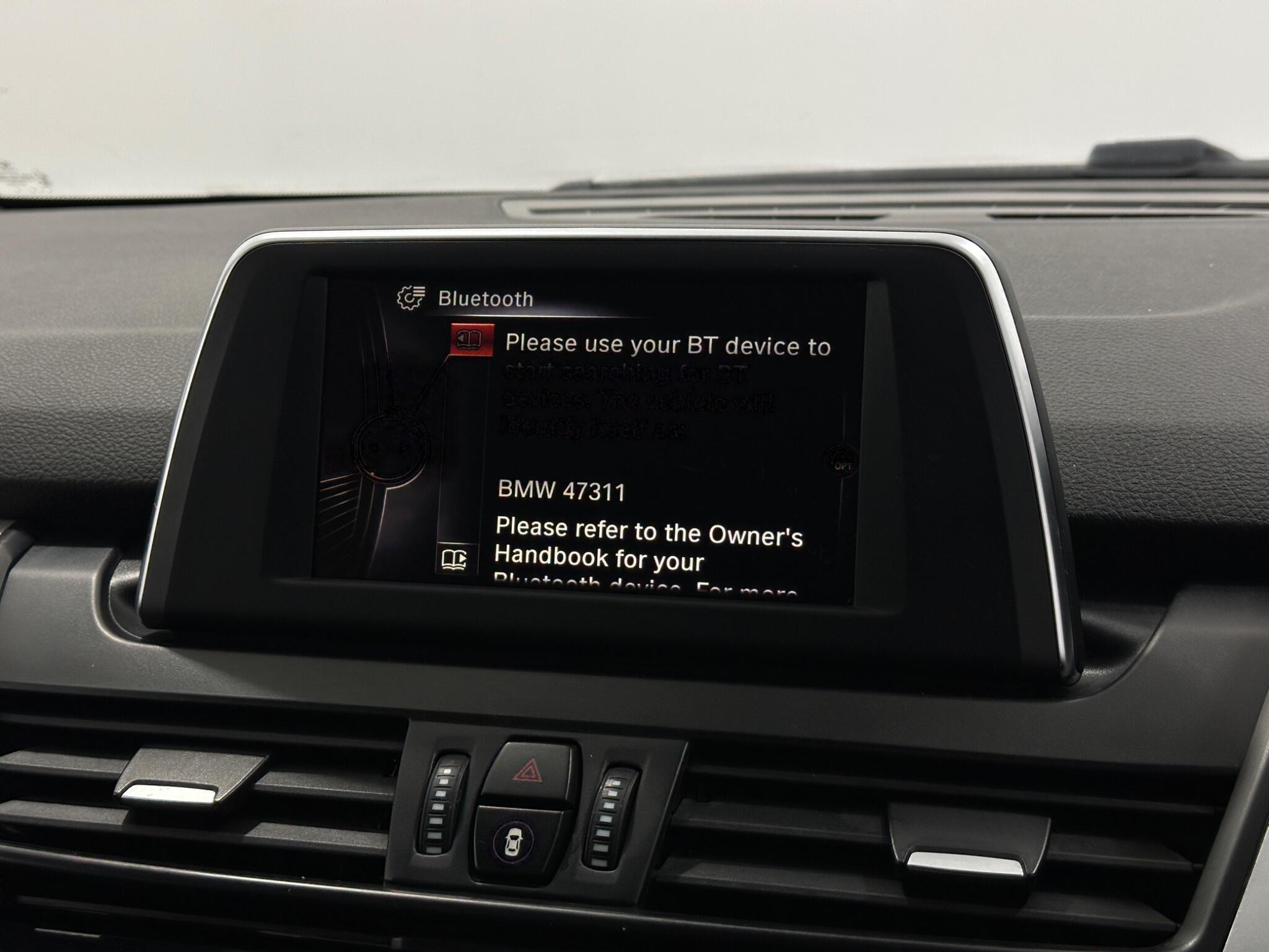BMW 2 Series view 24