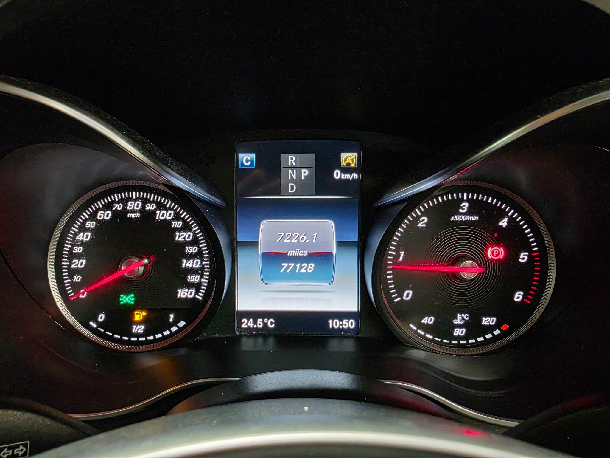 Mercedes-Benz GLC view 11