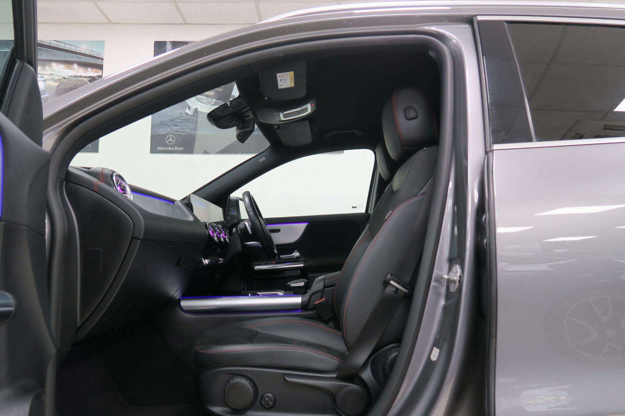 Mercedes-Benz Eqa view 9