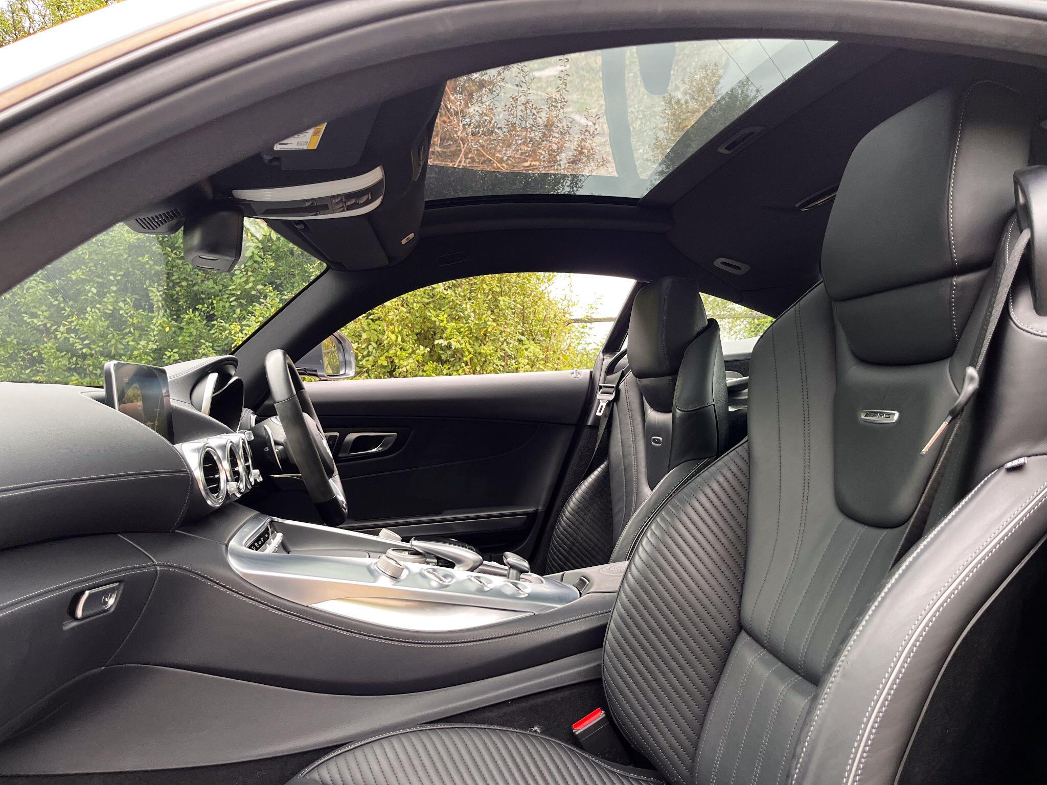 Mercedes-Benz Amg GT view 3
