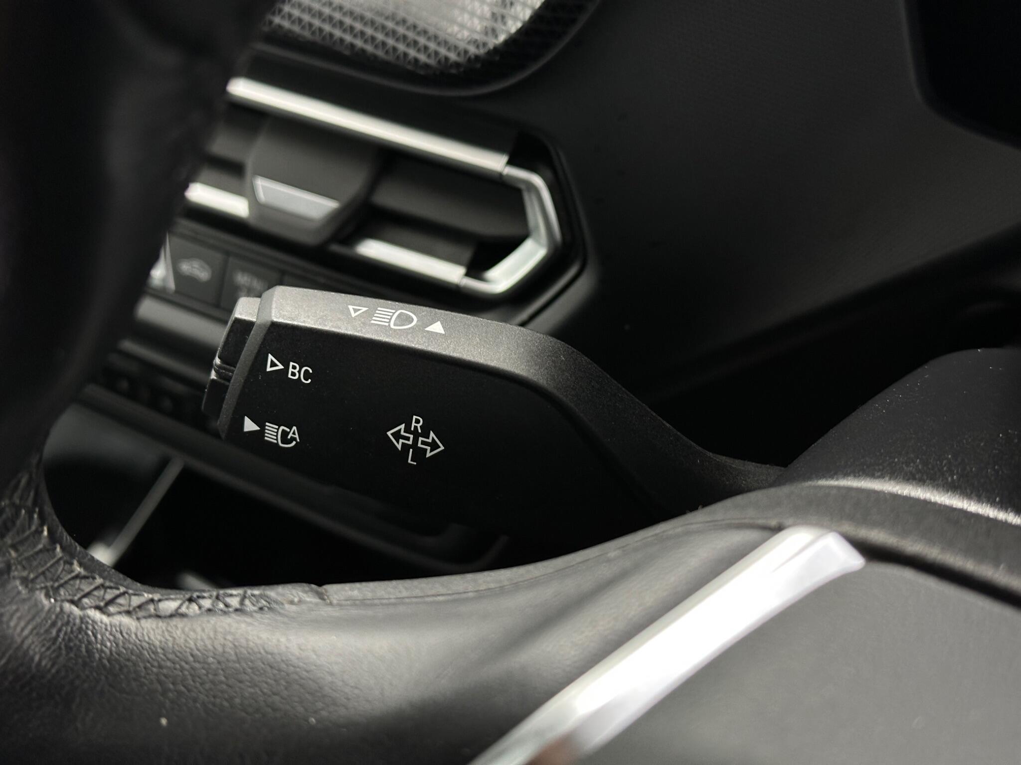 BMW 2 Series view 14
