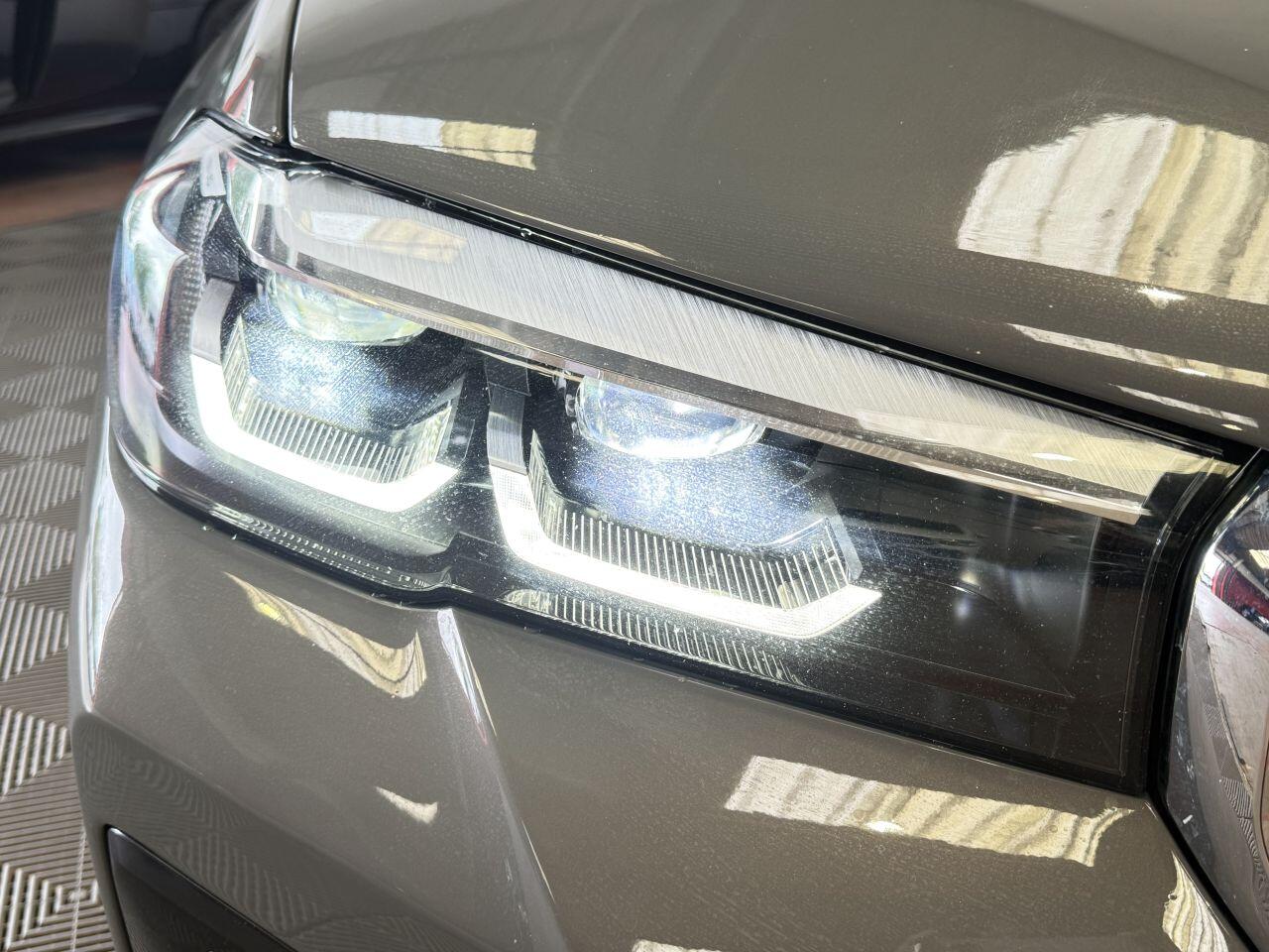 BMW 5 Series view 25