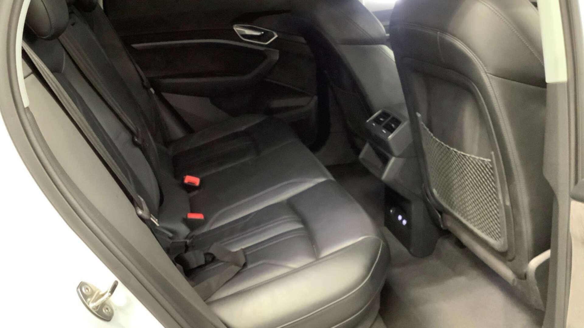 Audi E-Tron view 8