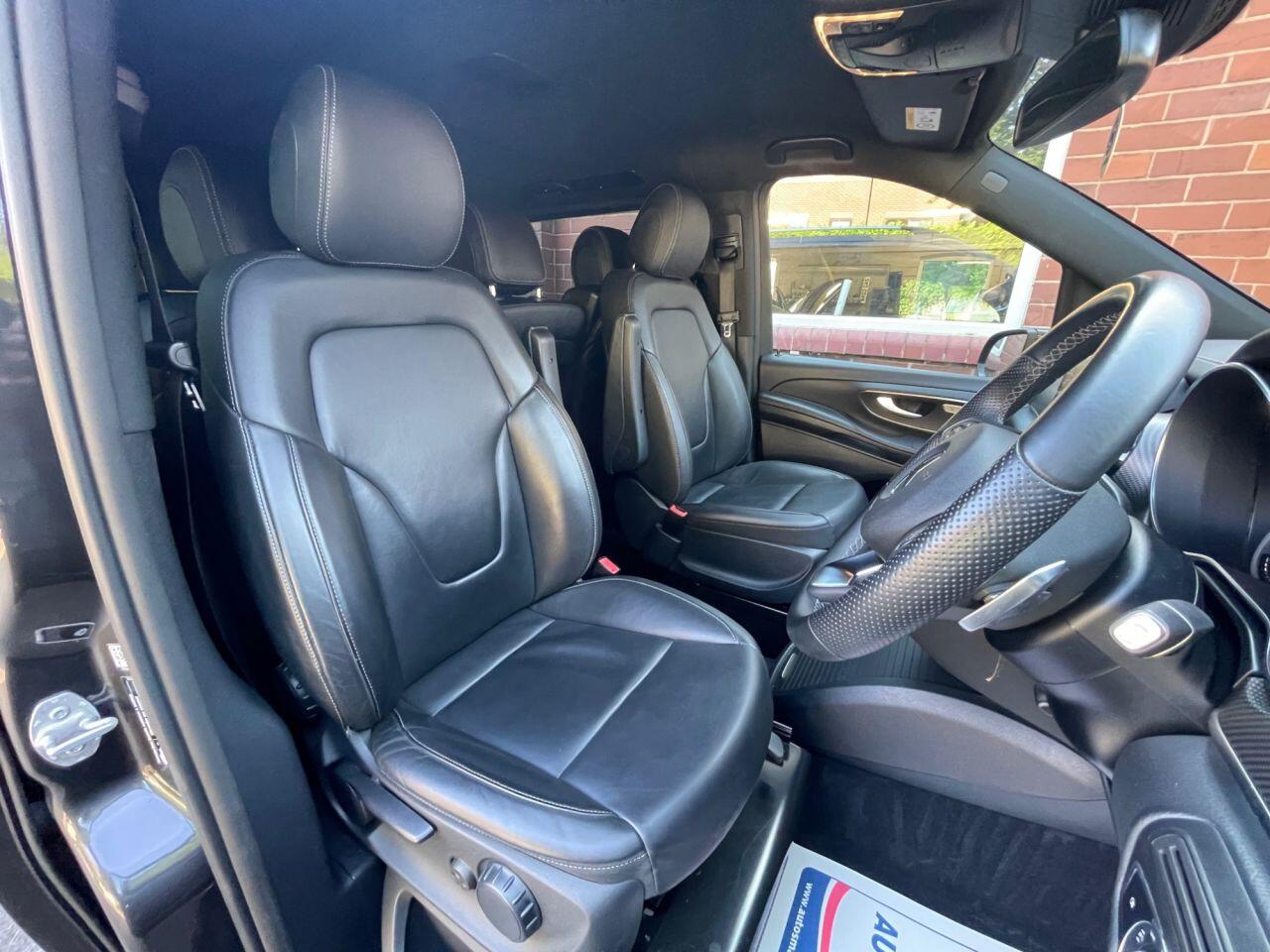 Mercedes-Benz V Class view 3