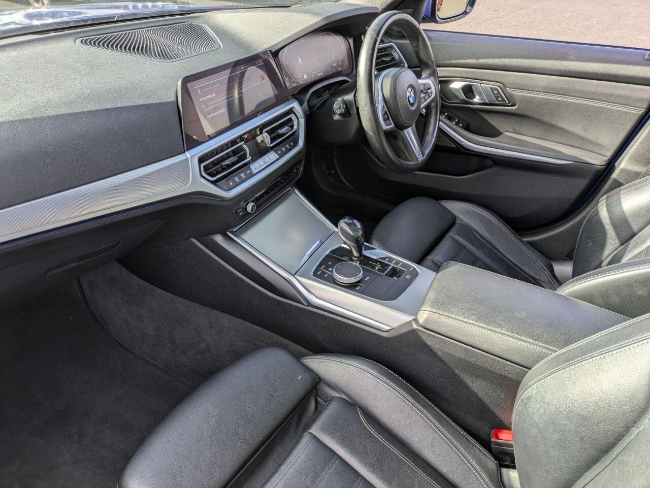 BMW 3 Series view 7