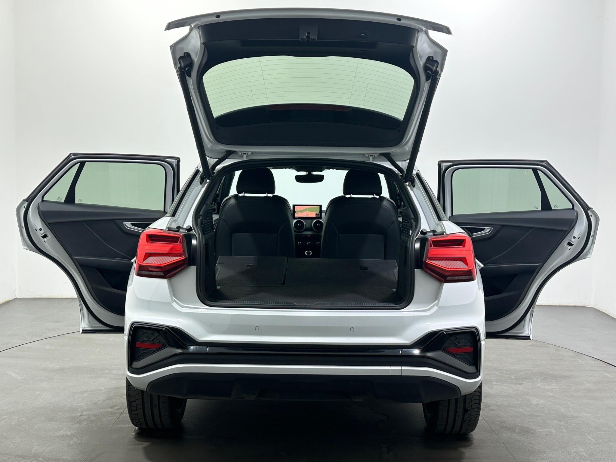 Audi Q2 view 41