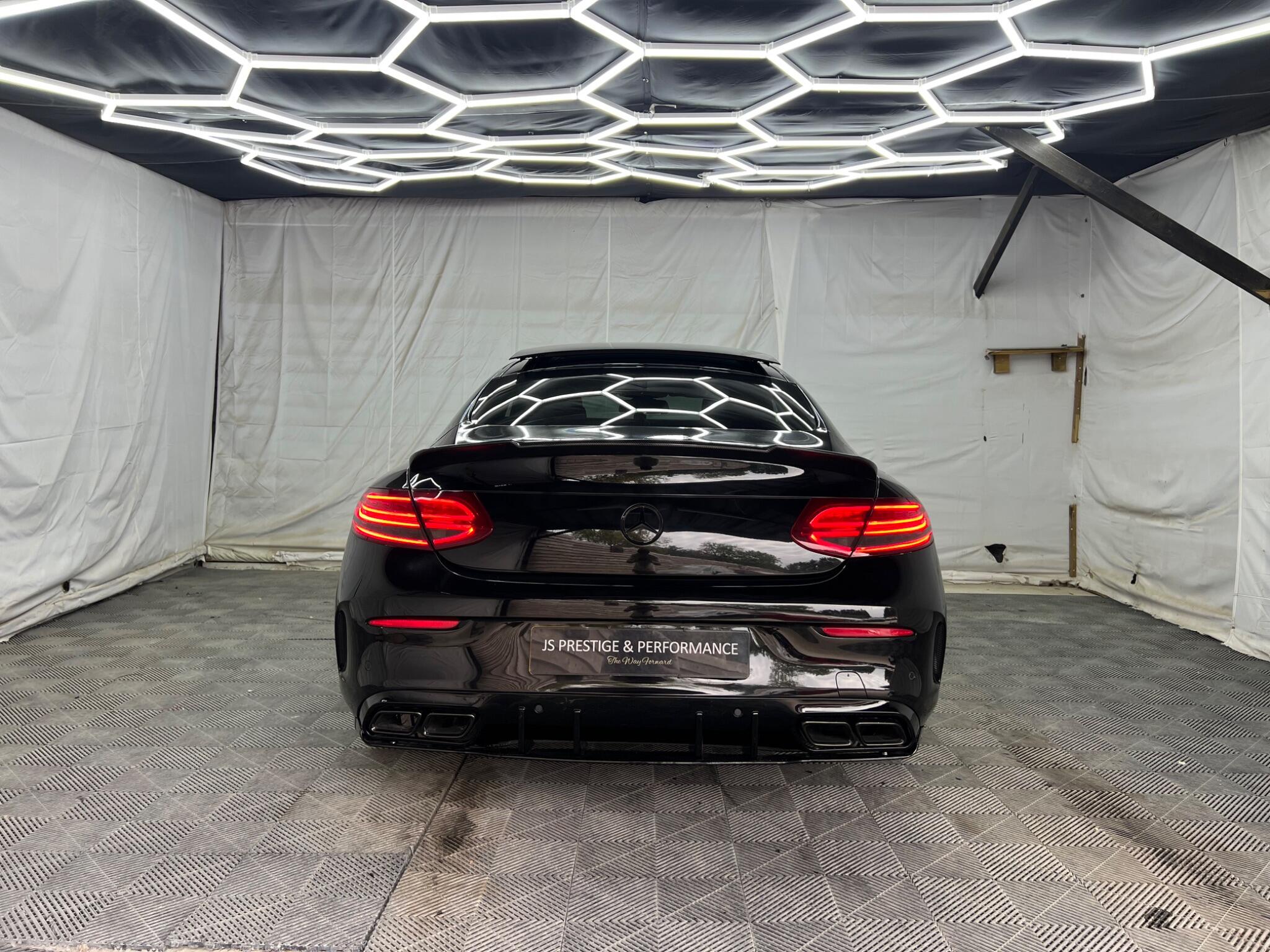 Mercedes-Benz C-Class view 8