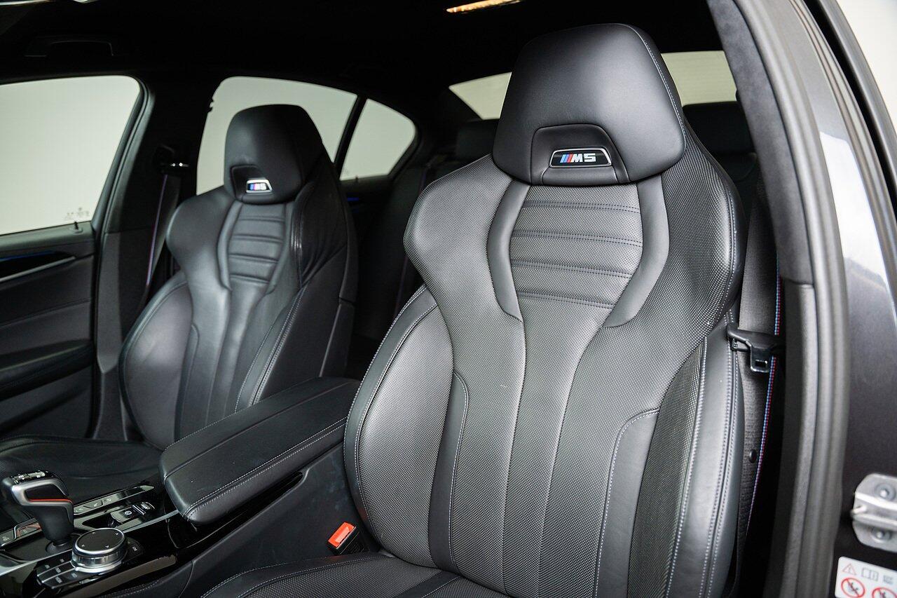 BMW M5 view 20