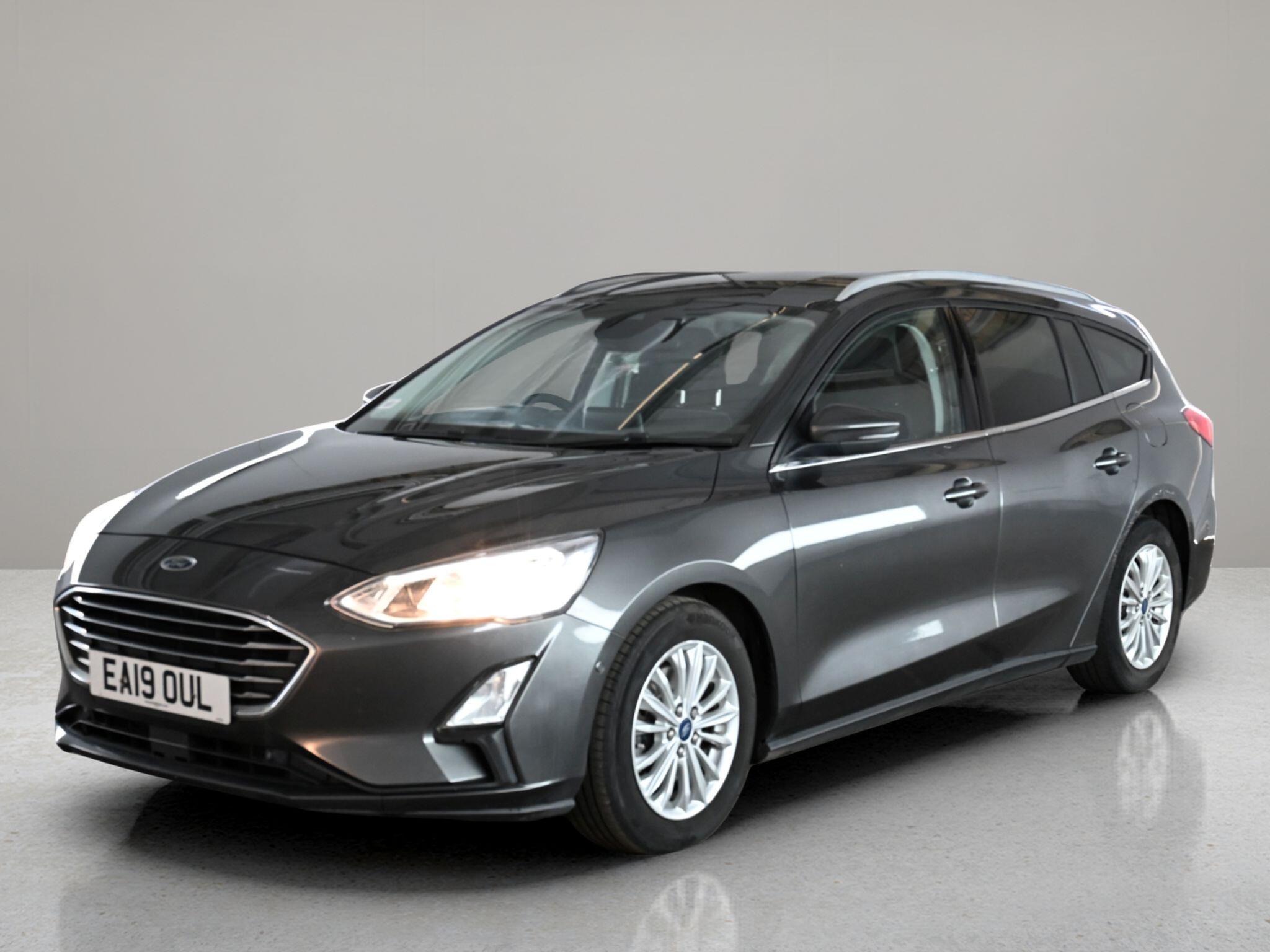 Ford Focus view 8