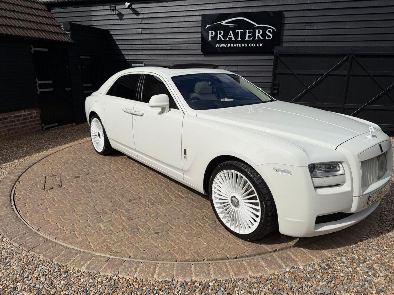 Rolls-Royce Ghost view 61