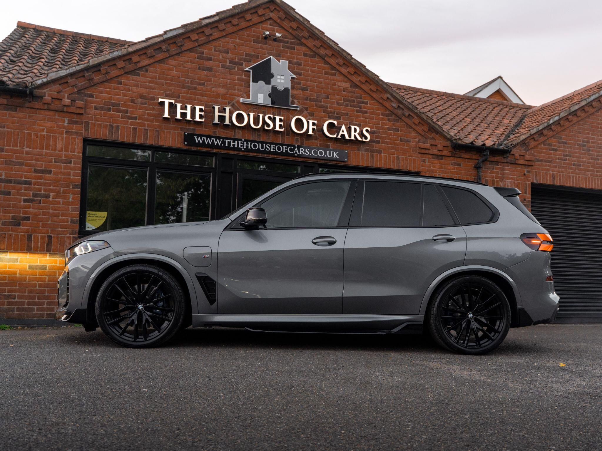 BMW X5 view 22