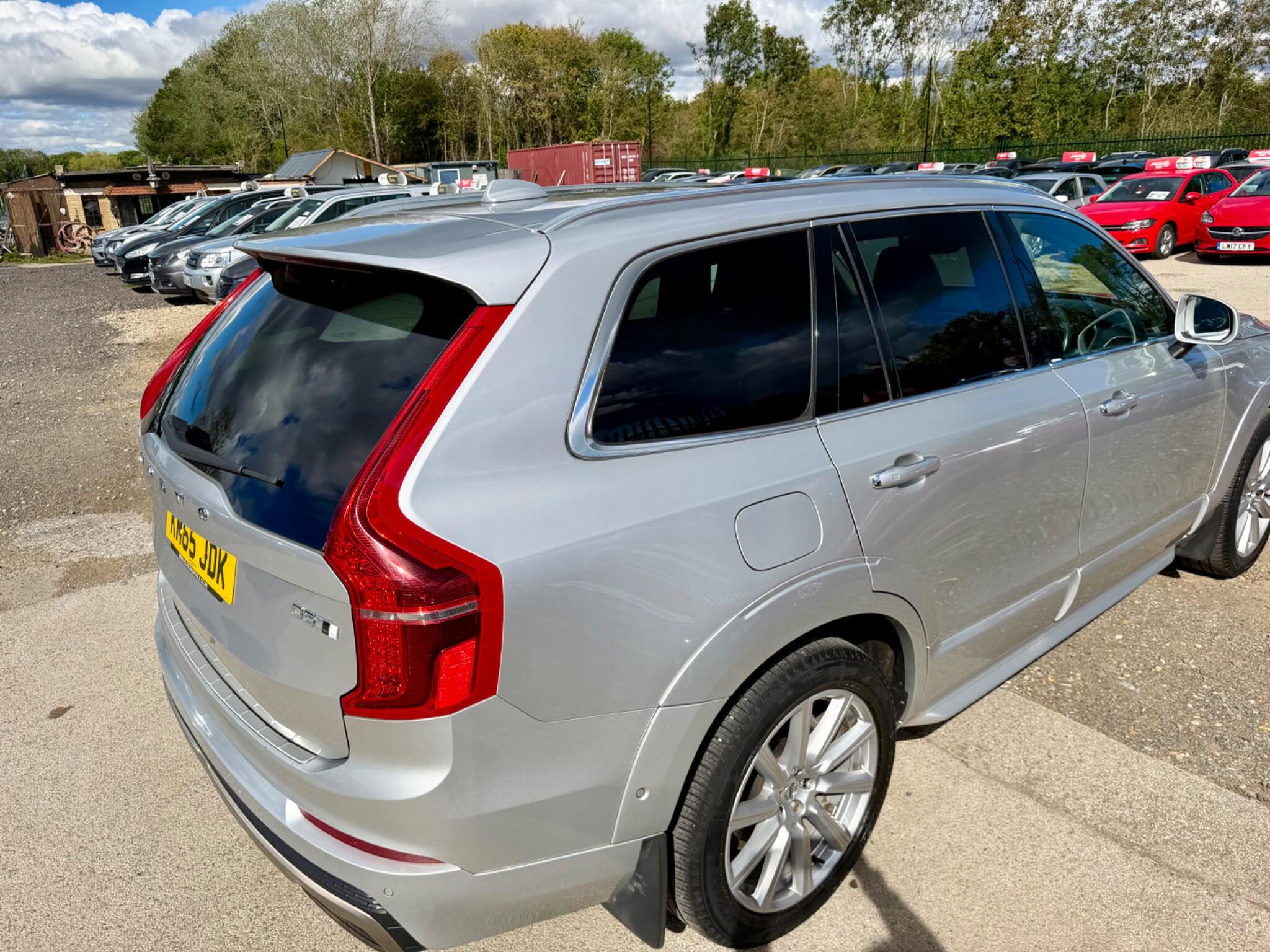 Volvo XC90 view 22