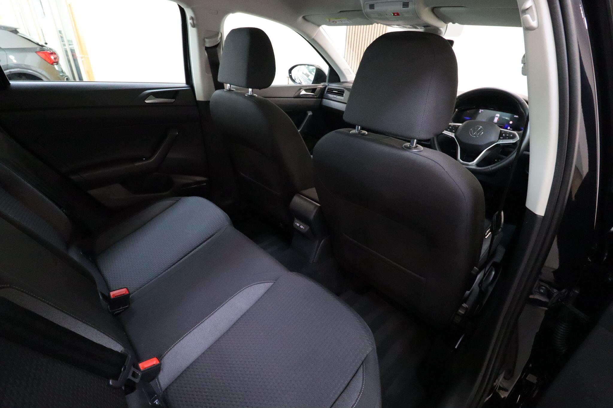 Volkswagen Taigo view 14