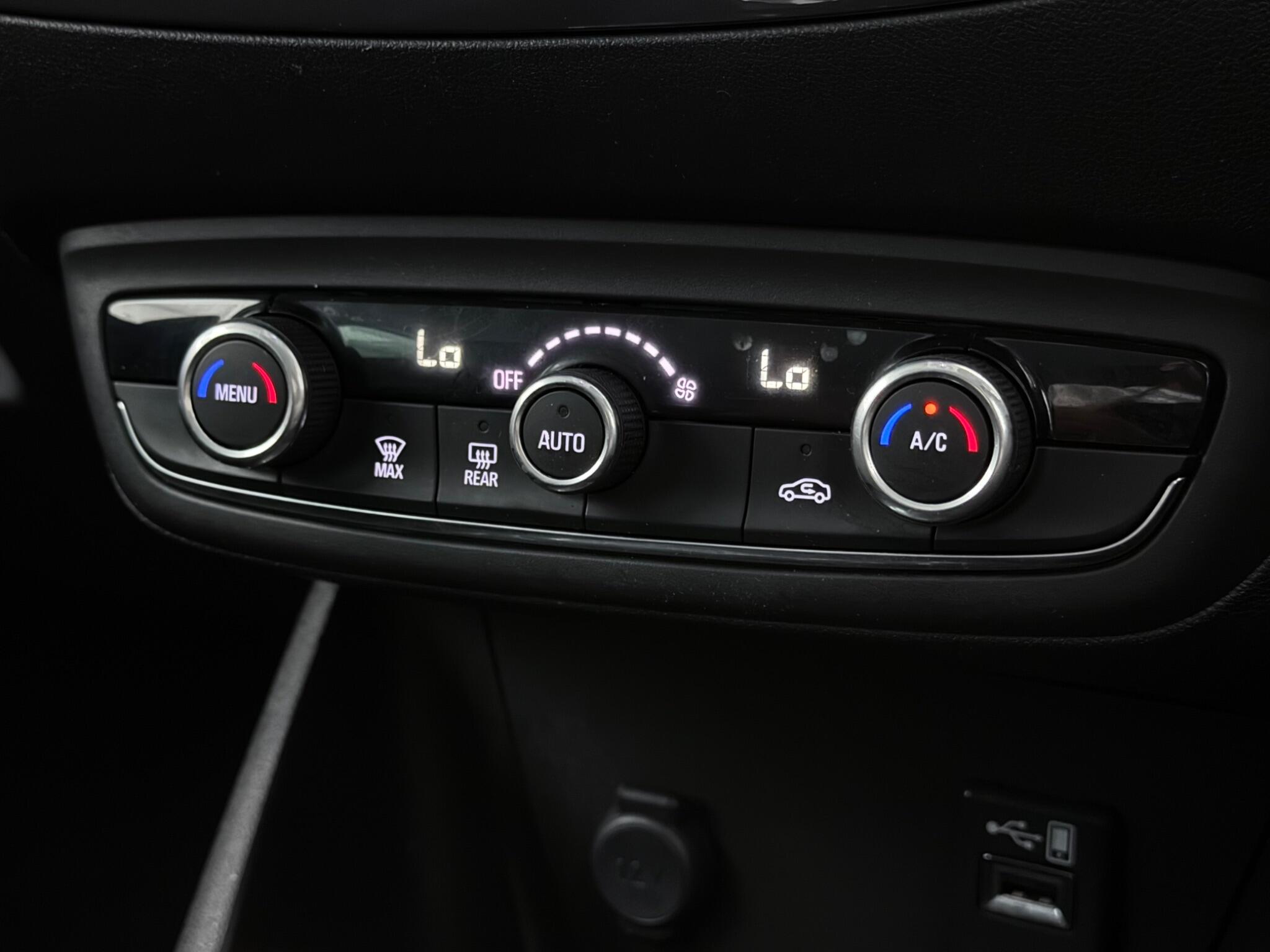 Vauxhall Crossland X view 20
