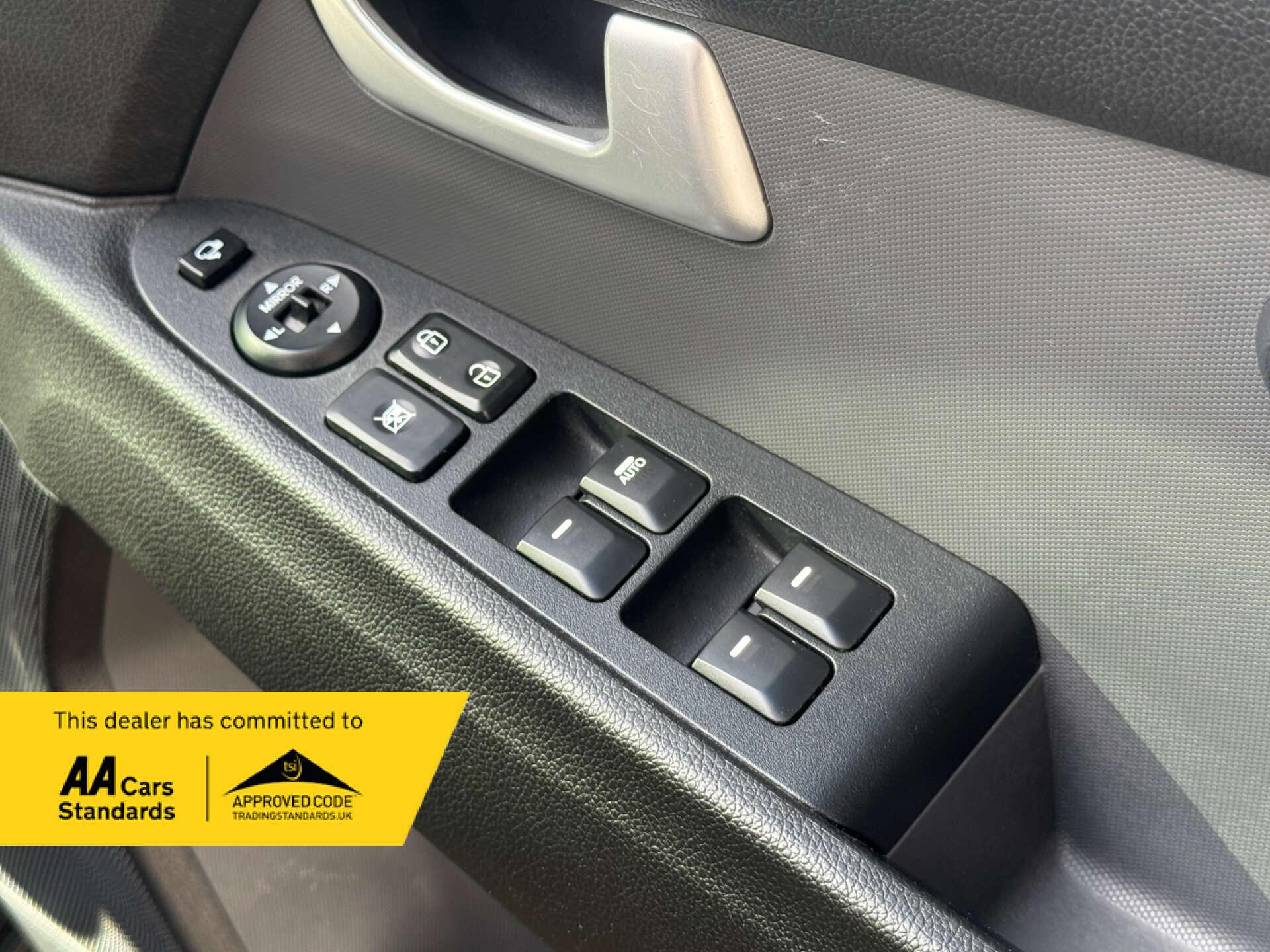 Kia Sportage view 33