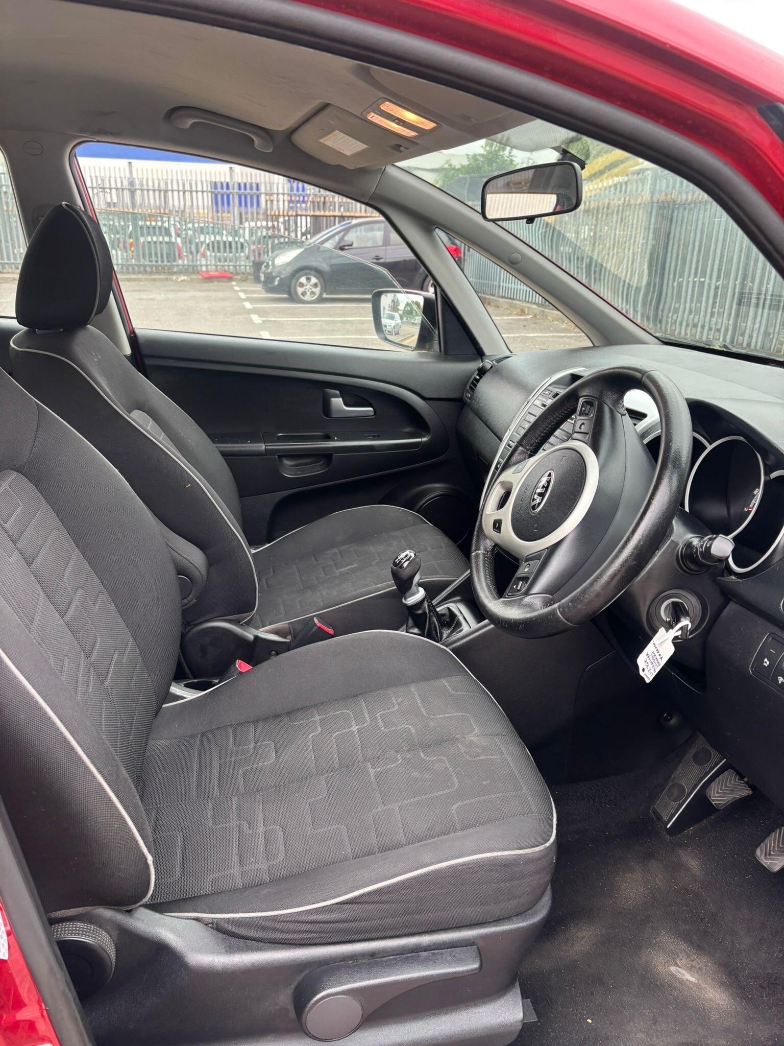 Kia Venga view 23