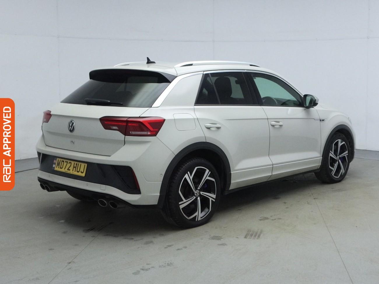 Volkswagen T-Roc view 32