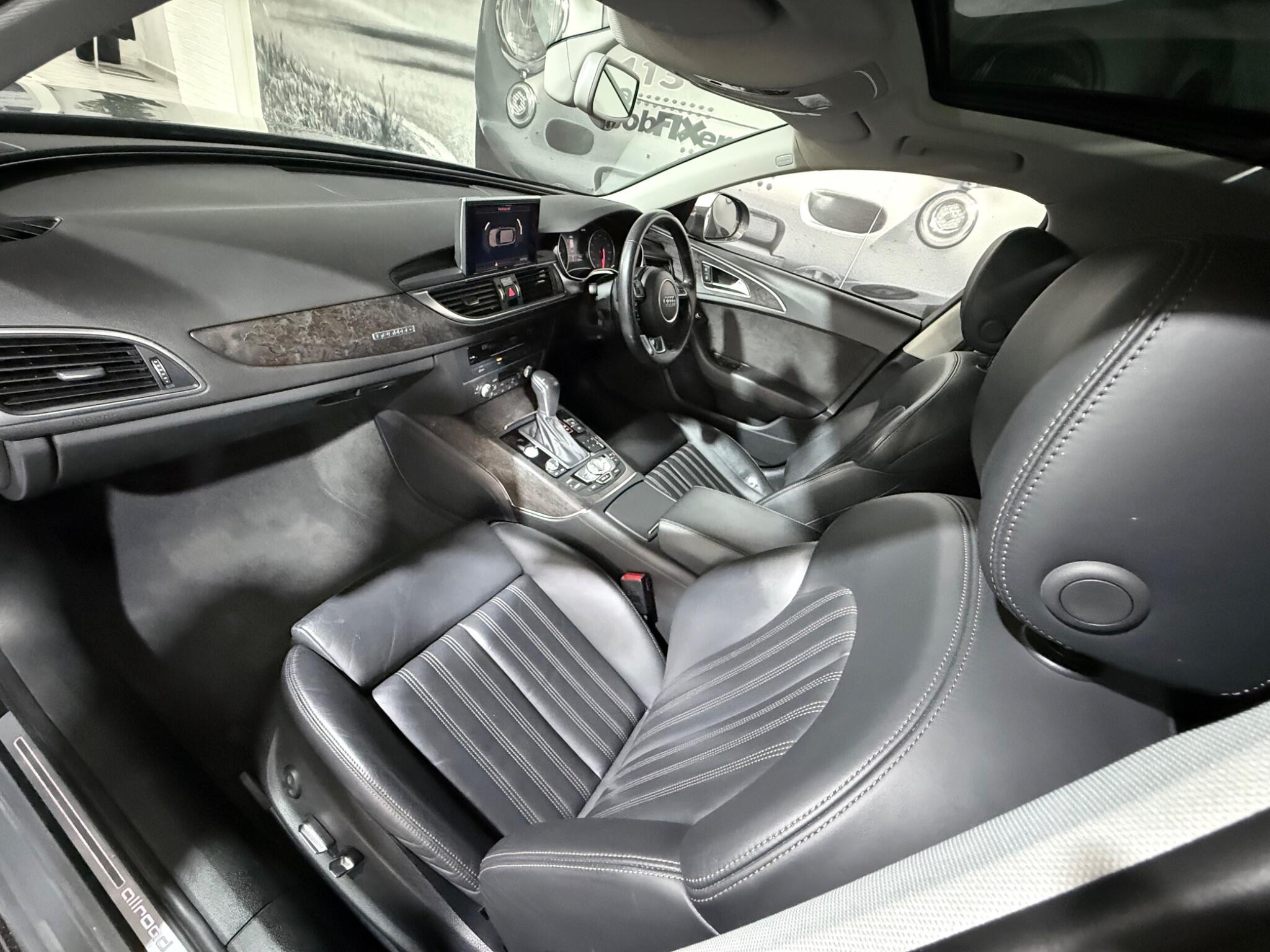 Audi A6 Allroad view 2