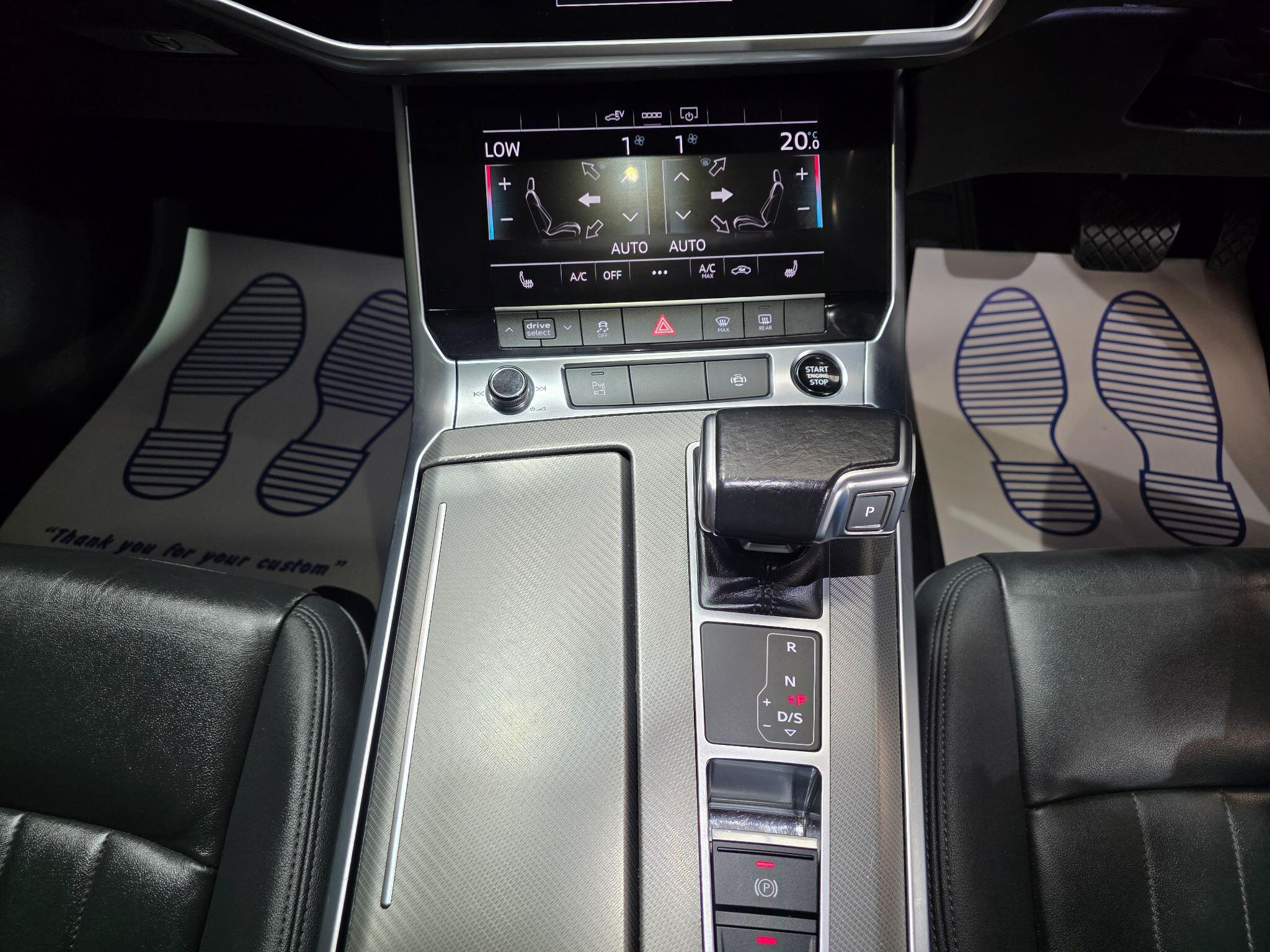 Audi A6 Saloon view 11