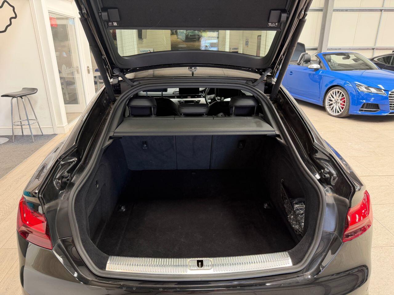 Audi A5 view 29