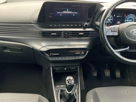 Hyundai i20 view 15