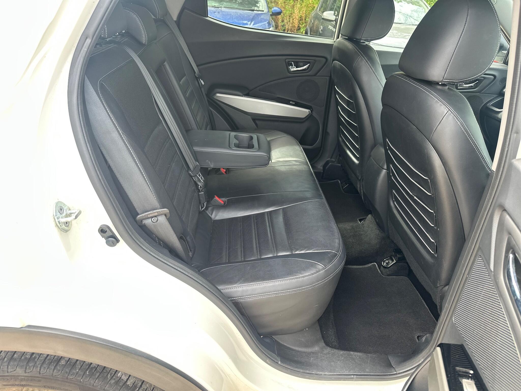 KGM Tivoli view 49