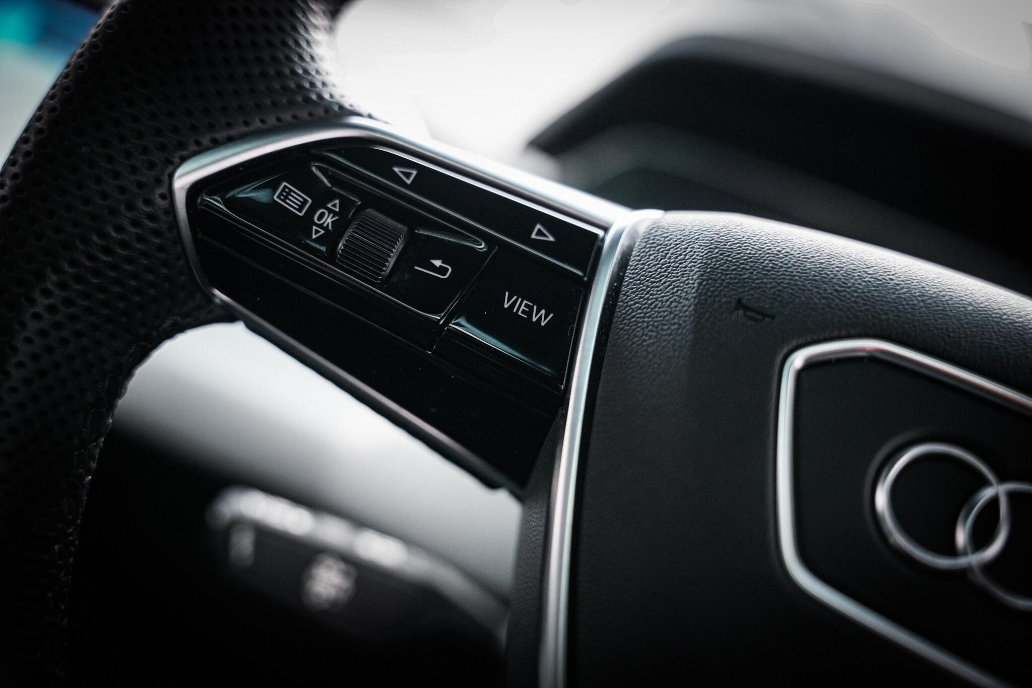 Audi e-tron GT view 49