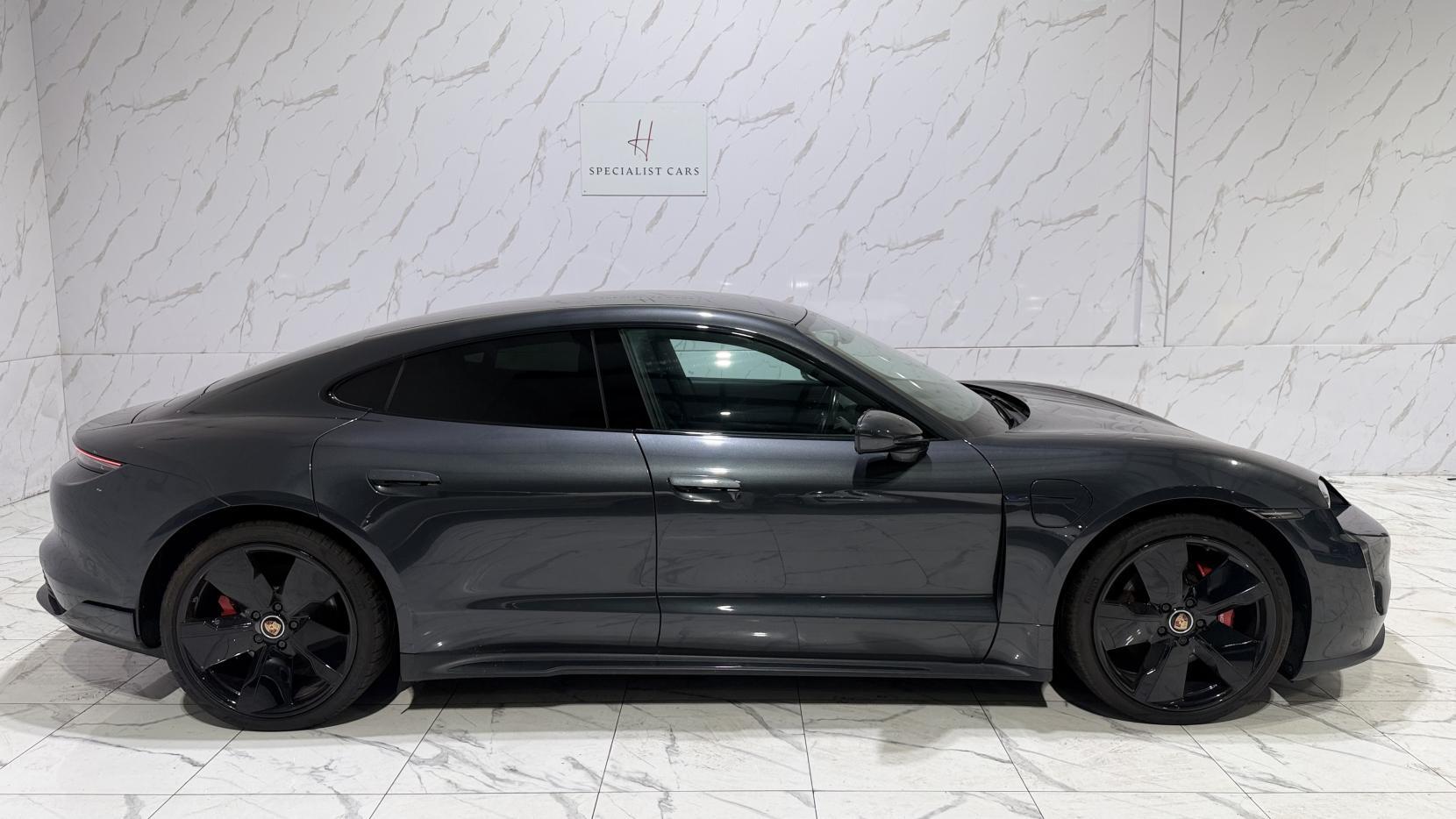Porsche Taycan view 27