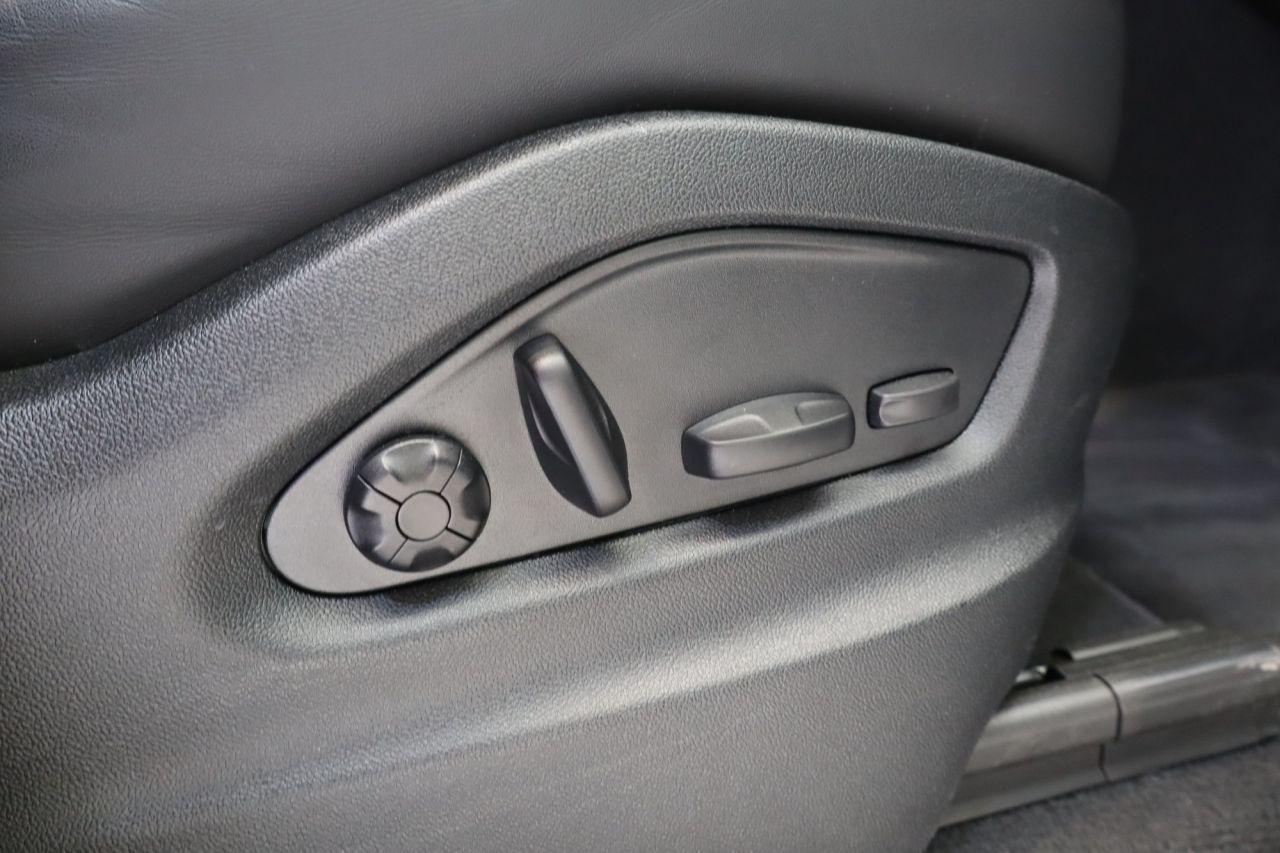 Porsche Cayenne view 16