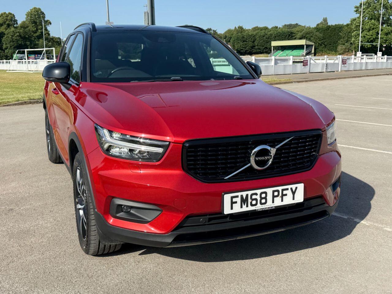 Volvo XC40 view 23
