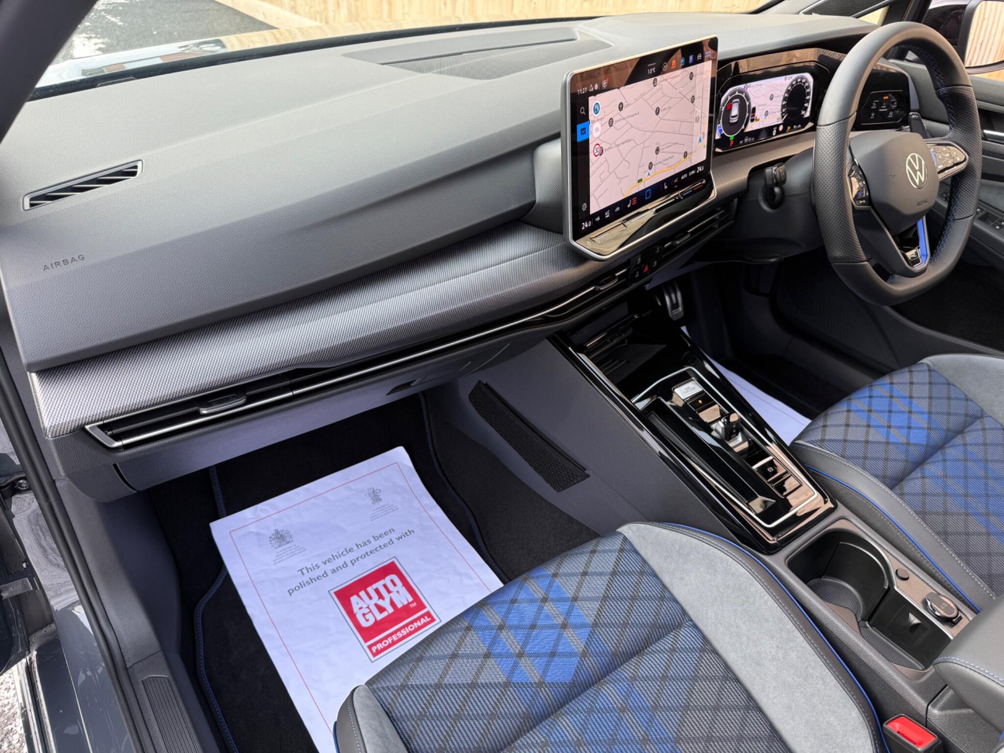 Volkswagen Golf view 10