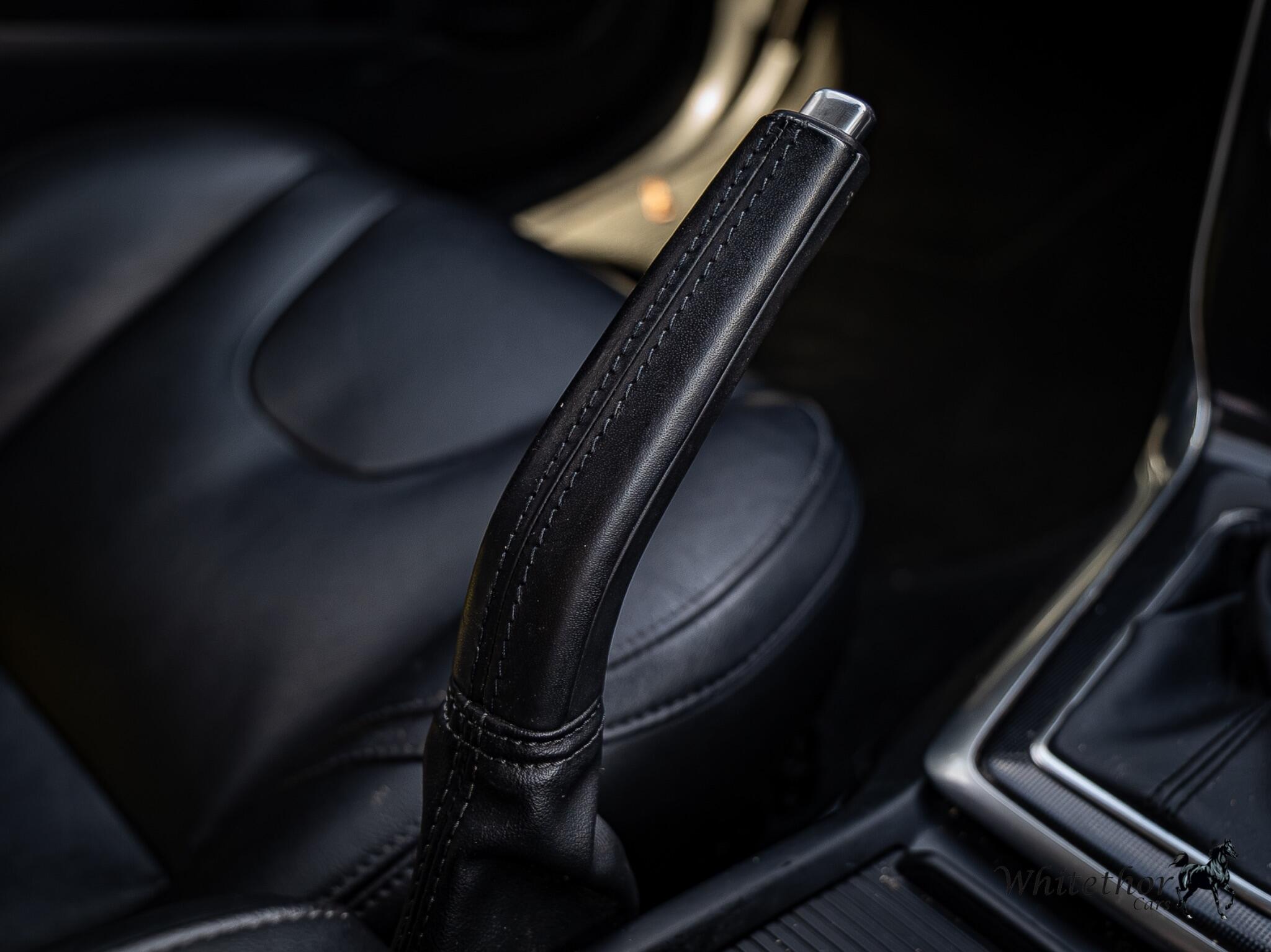 Volvo V40 view 20