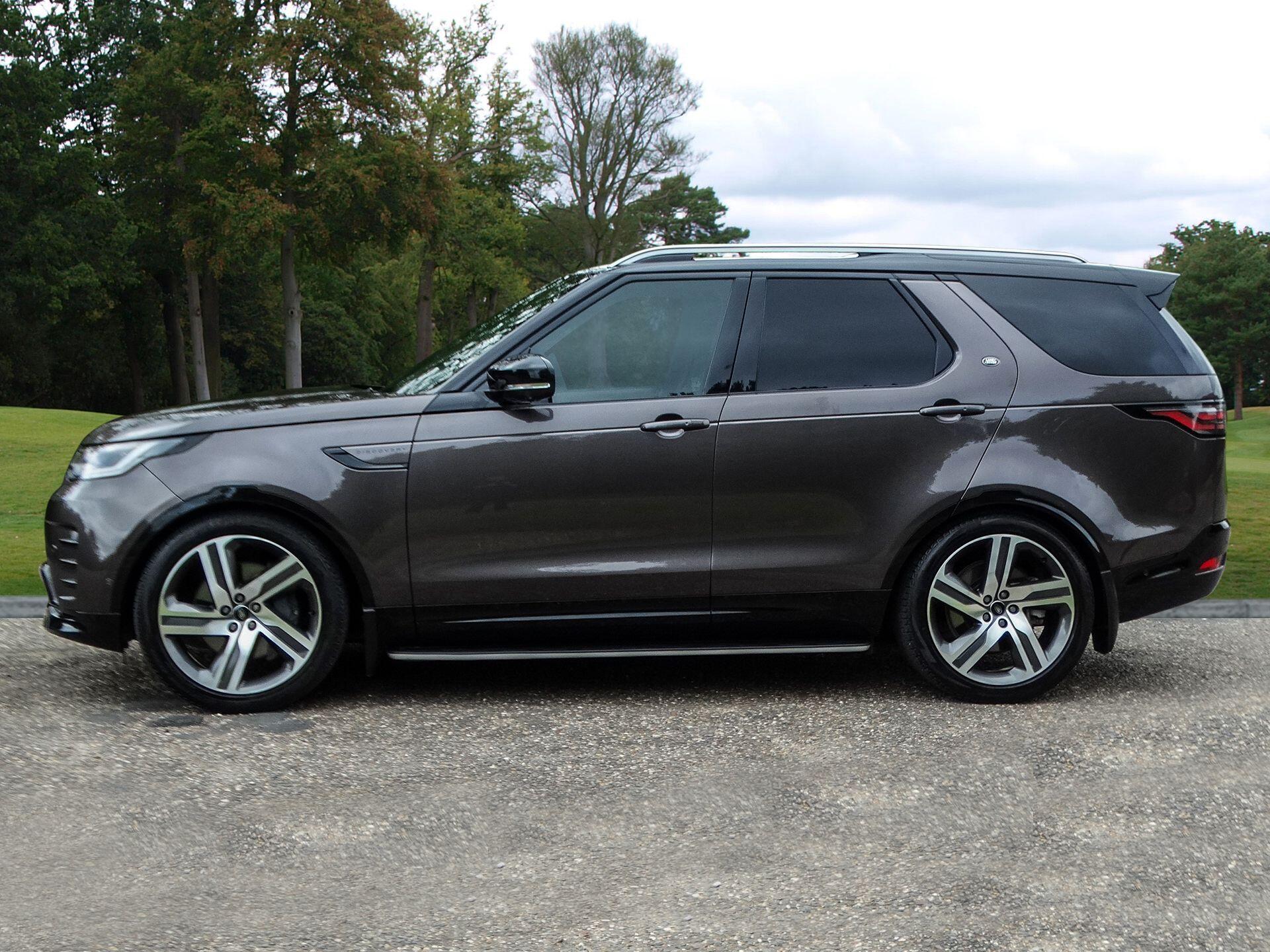 Land Rover Discovery 3 view 2
