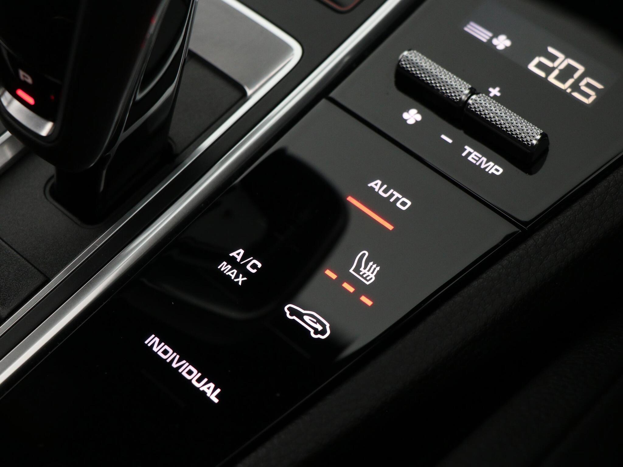 Porsche Cayenne view 47