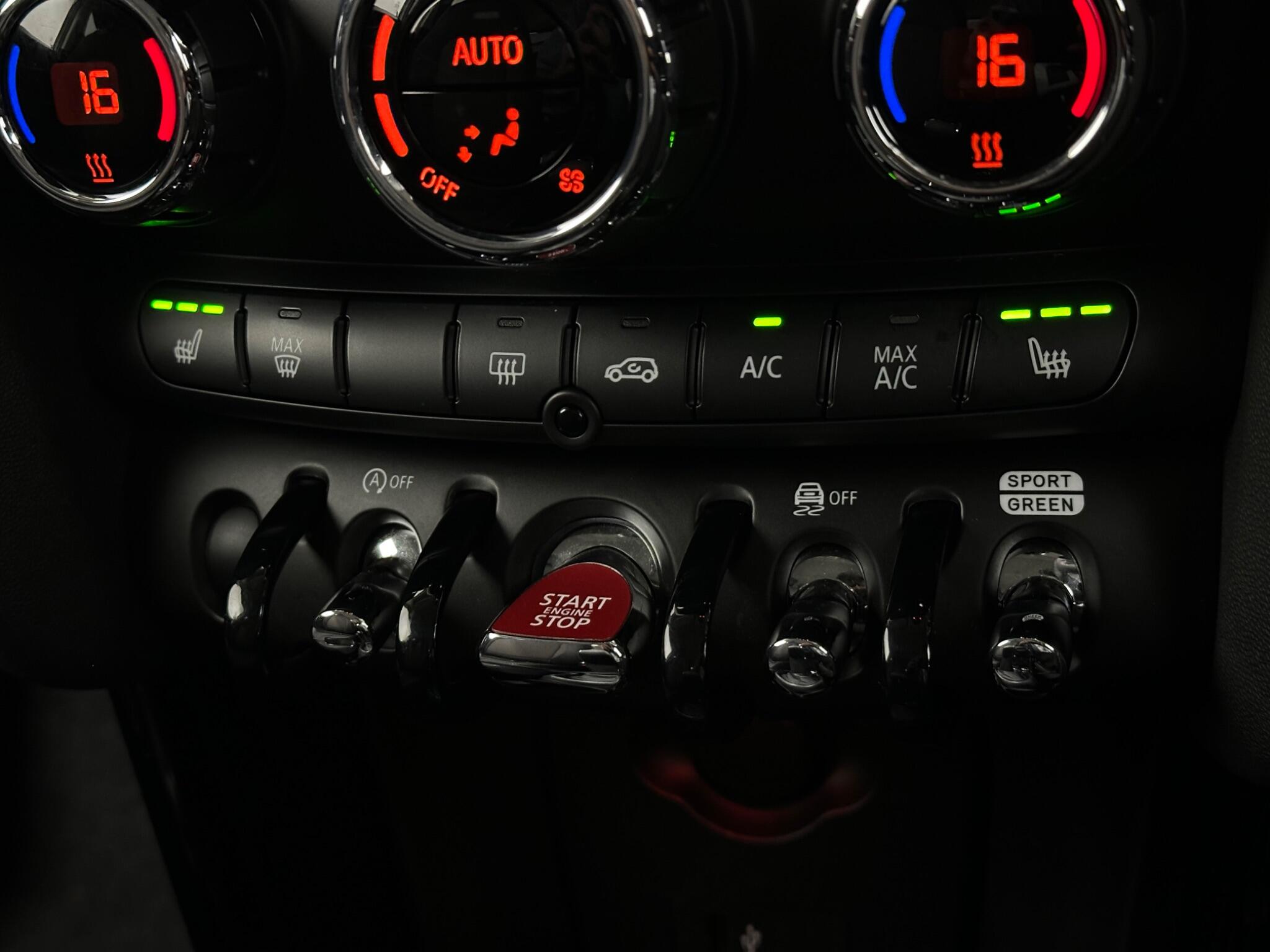 Mini Cooper view 22